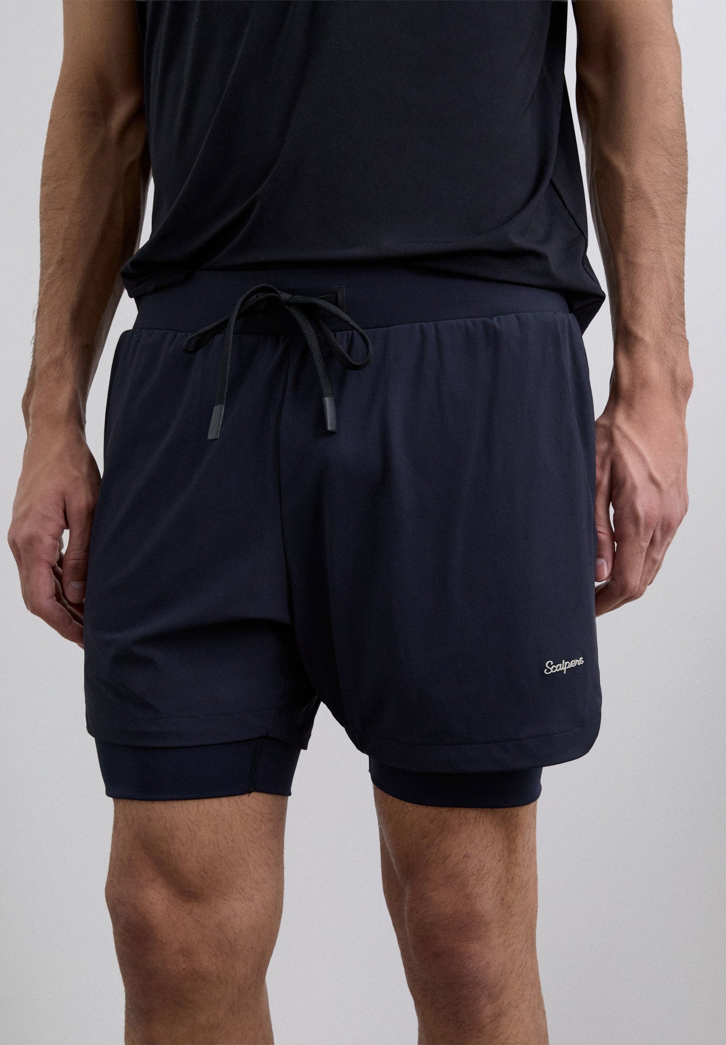 CONTRAST LOGO TECHNICAL SHORTS