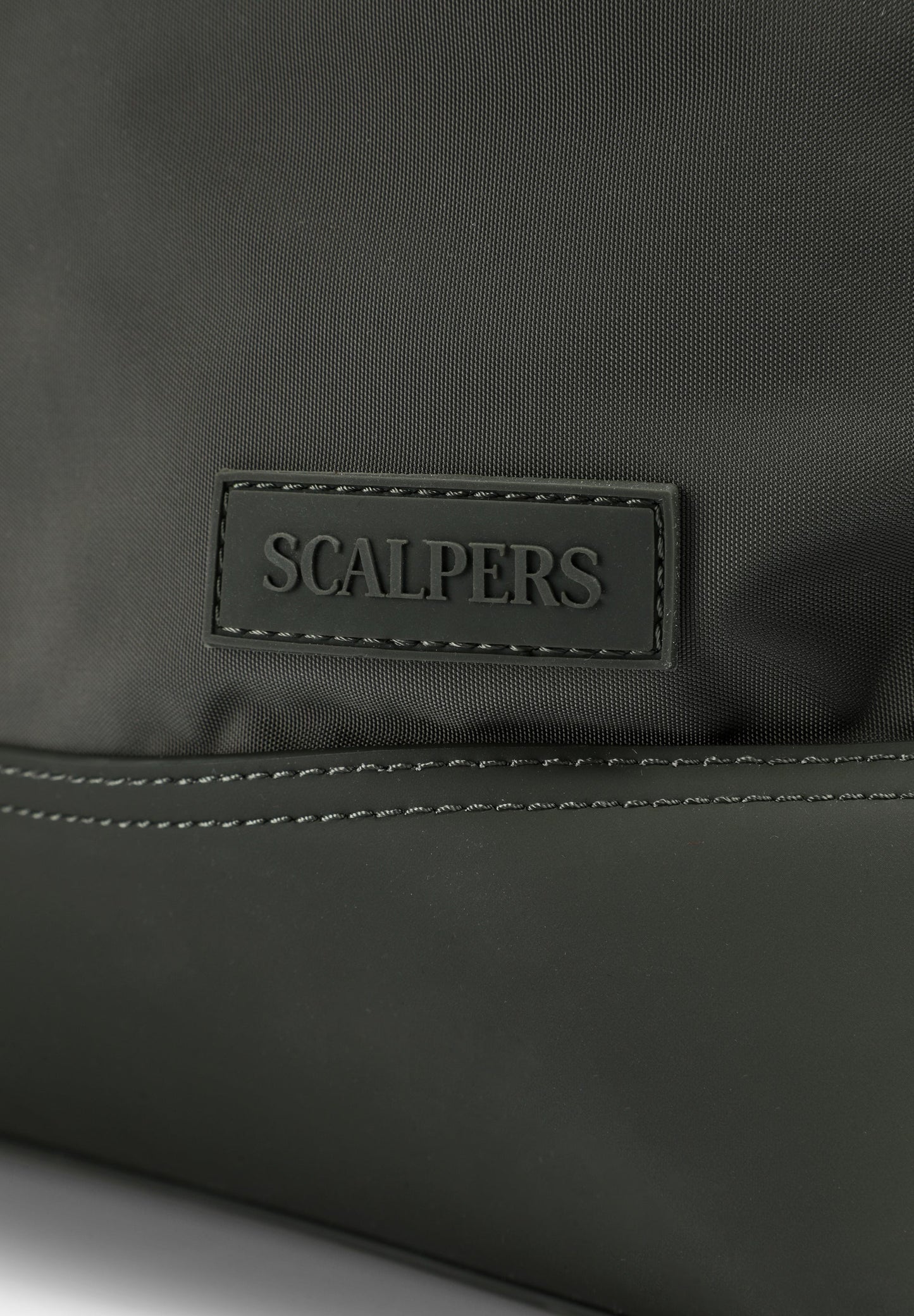 ADJUSTABLE TRAVEL SHOULDER BAG