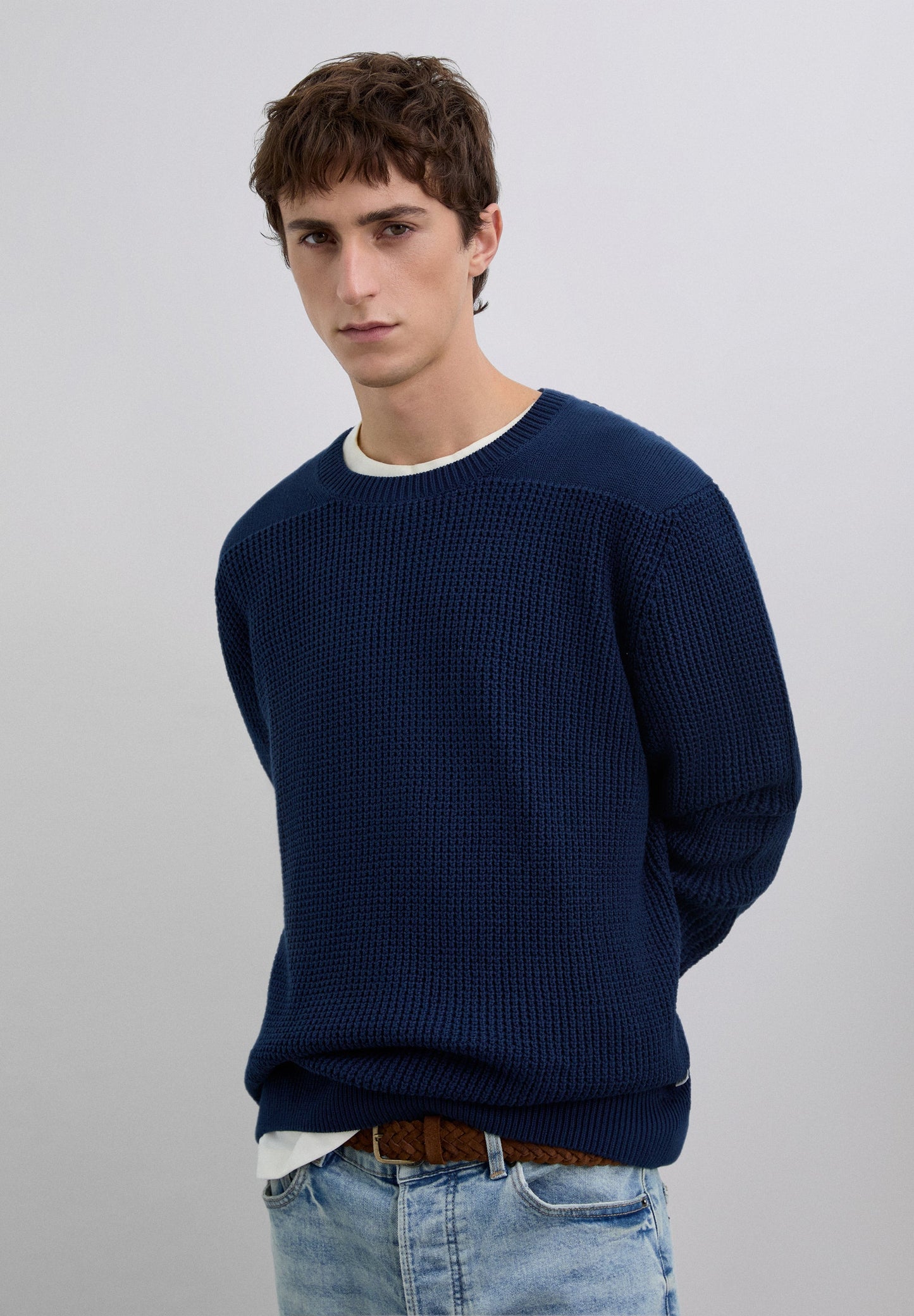 SWEATER WITH TEXTURED LOGO