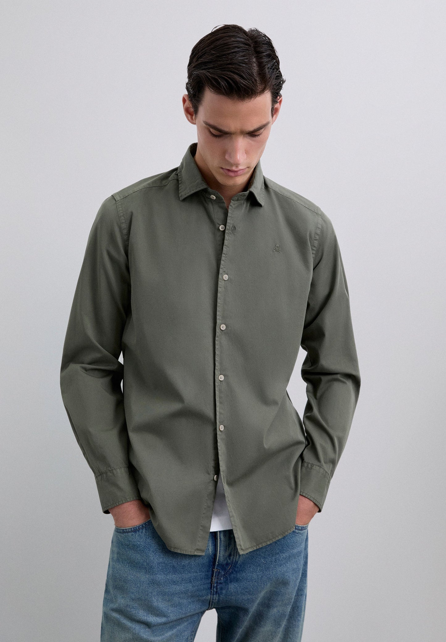 REGULAR FIT EMBROIDERED SHIRT