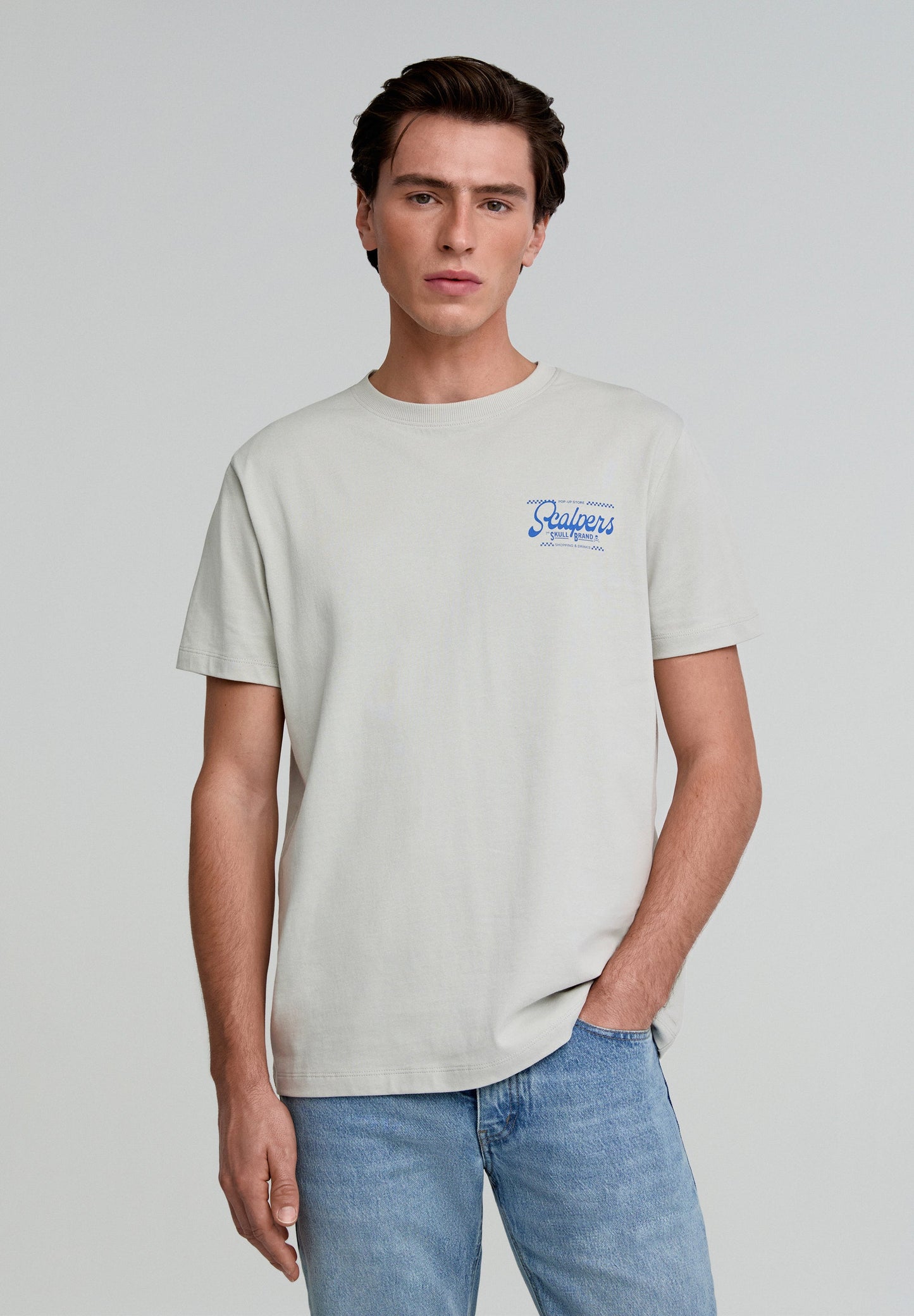 T-SHIRT WITH BRAND PRINT ON THE BACK