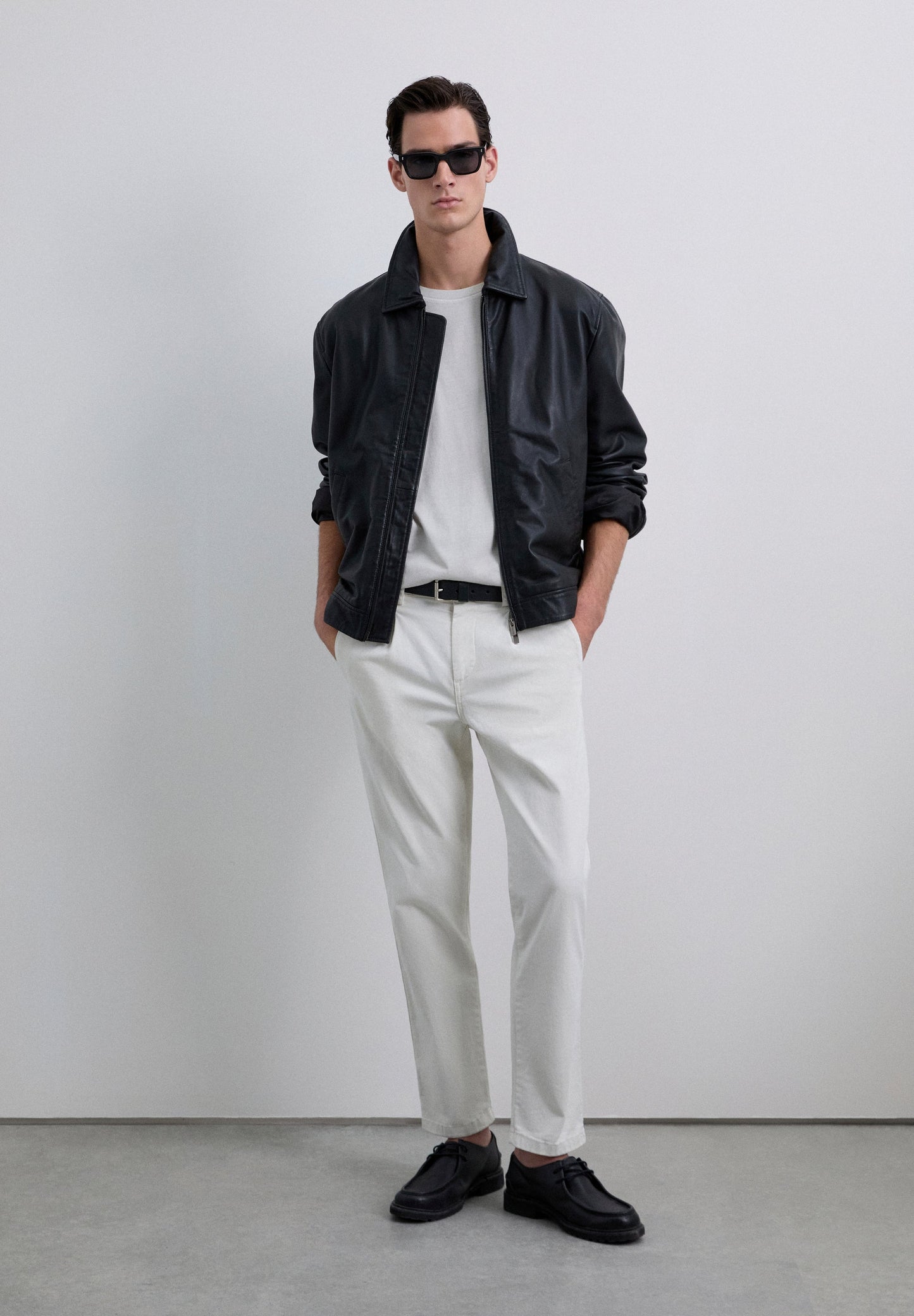 CAMISETA CALAVERA BORDADA TONO - Scalpers