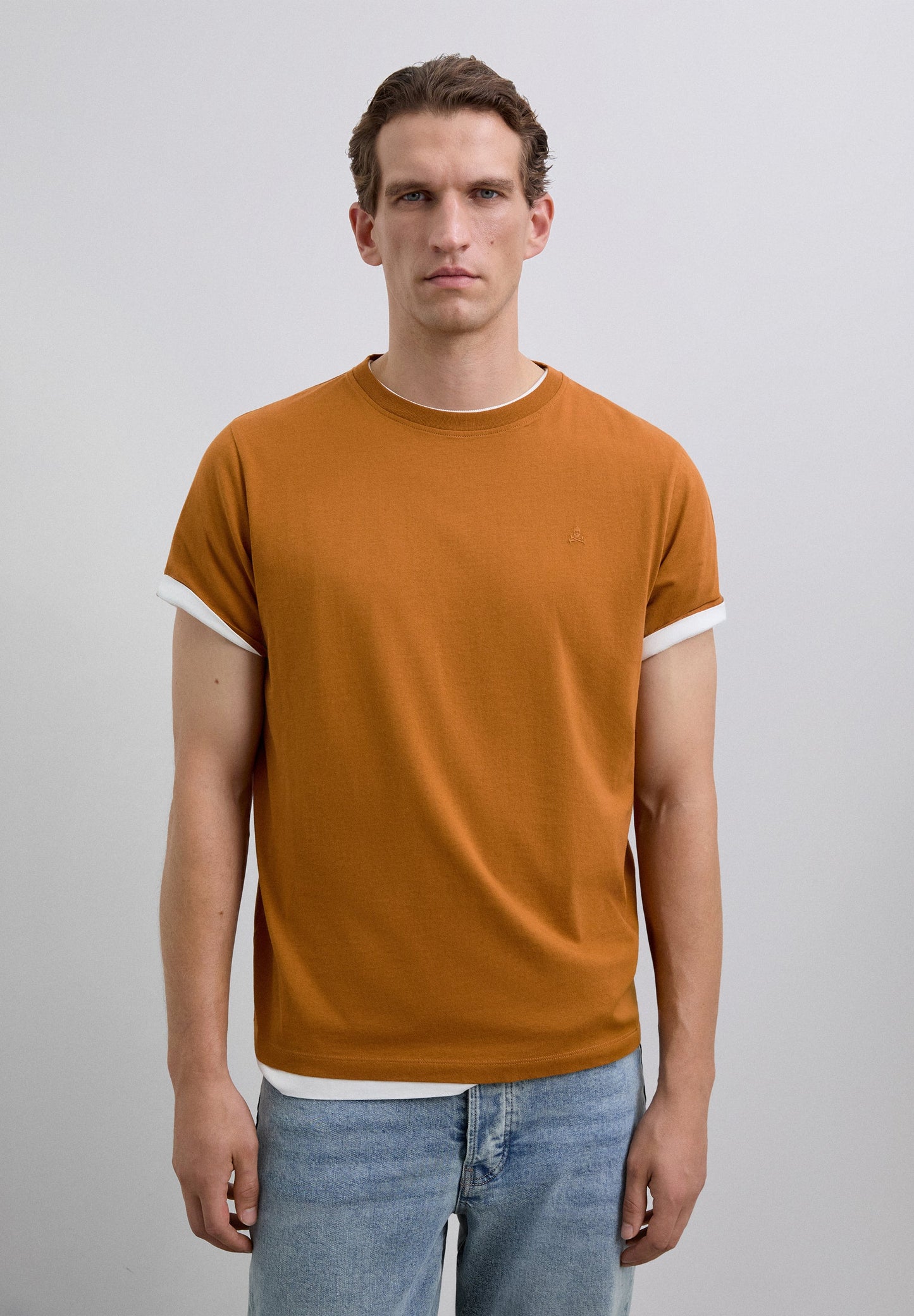 EMBROIDERED SKULL T-SHIRT