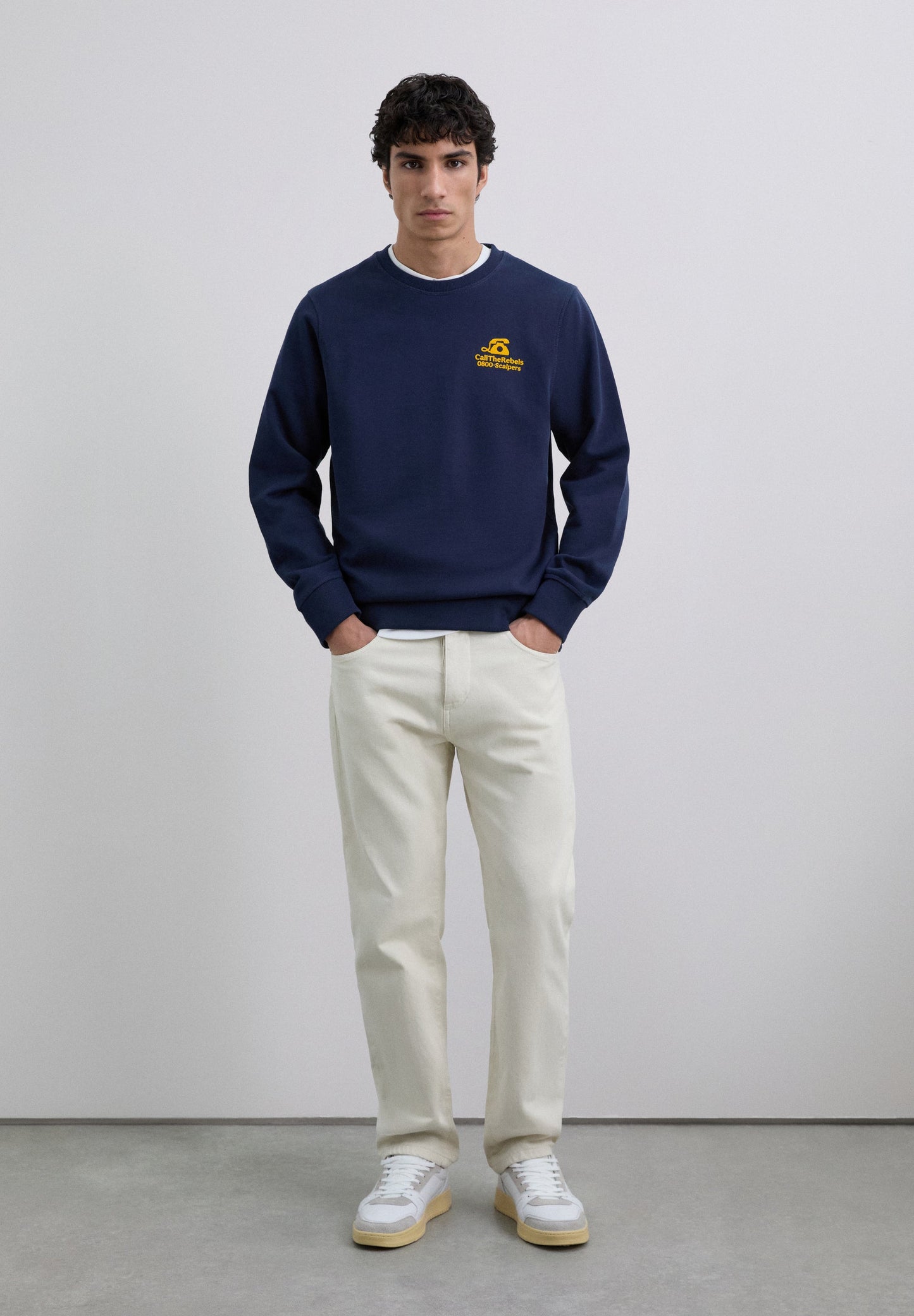 SWEATSHIRT WITH RAISED LOGO