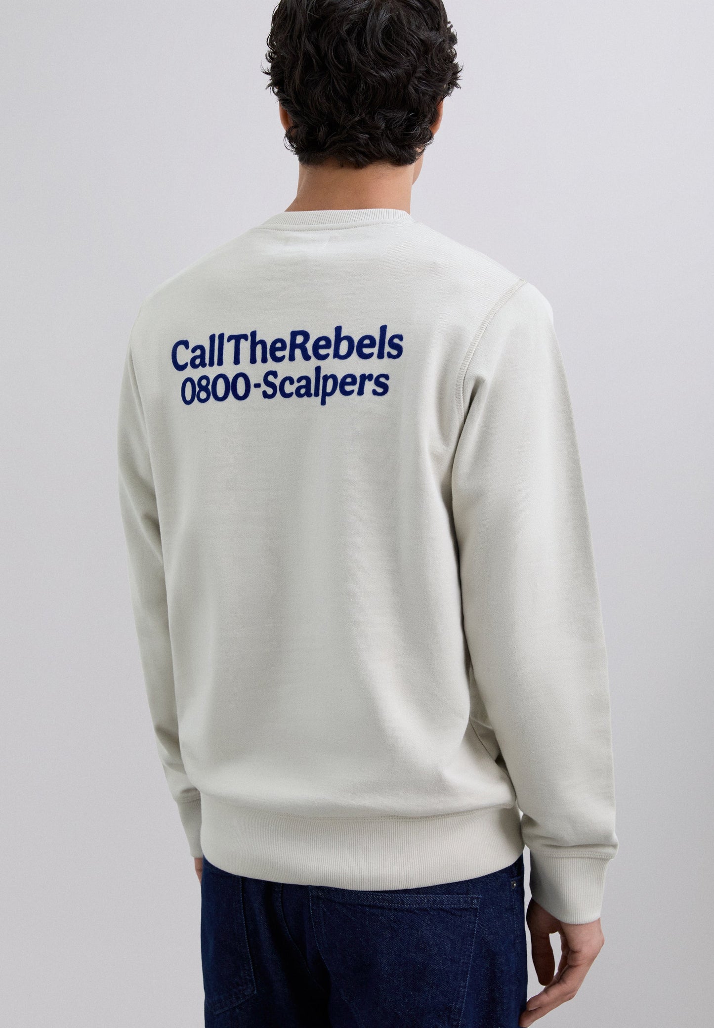 SWEATSHIRT WITH RAISED LOGO