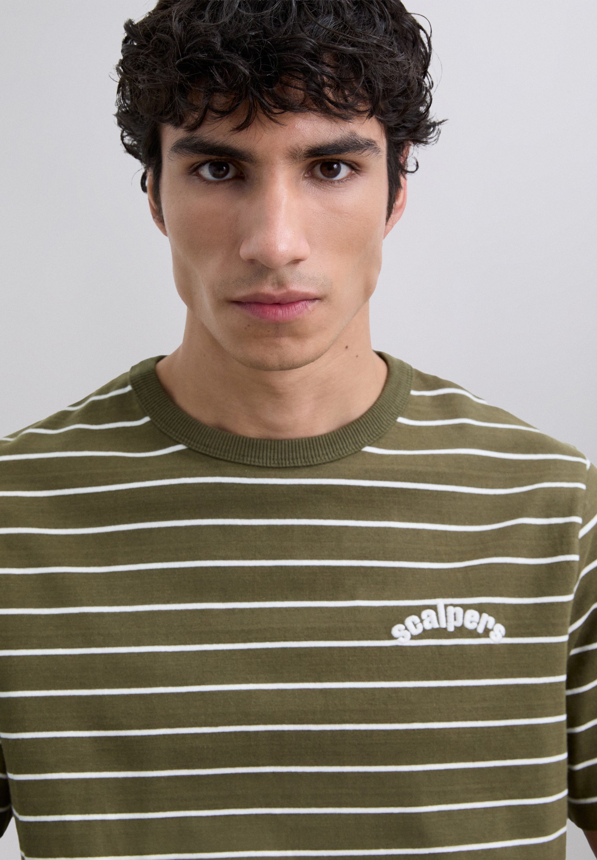 SCSTRIPESEMB TEE
