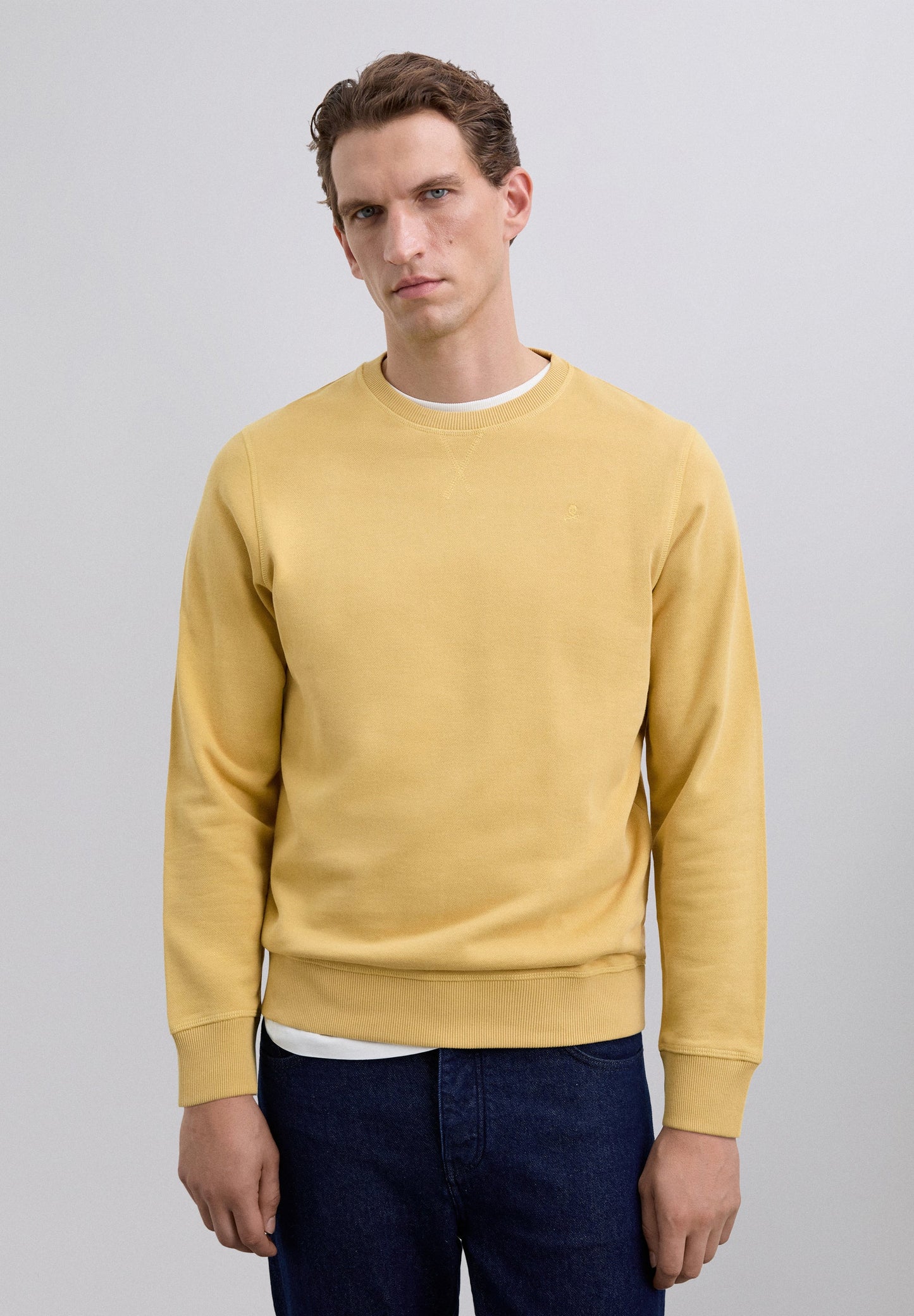 SWEATSHIRT WITH EMBROIDERED SKULL