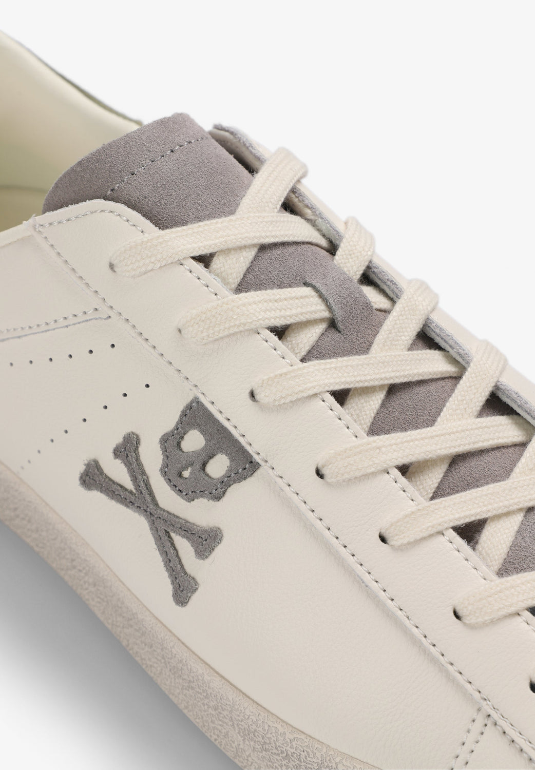 SNEAKERS CALAVERA PIEL - Scalpers