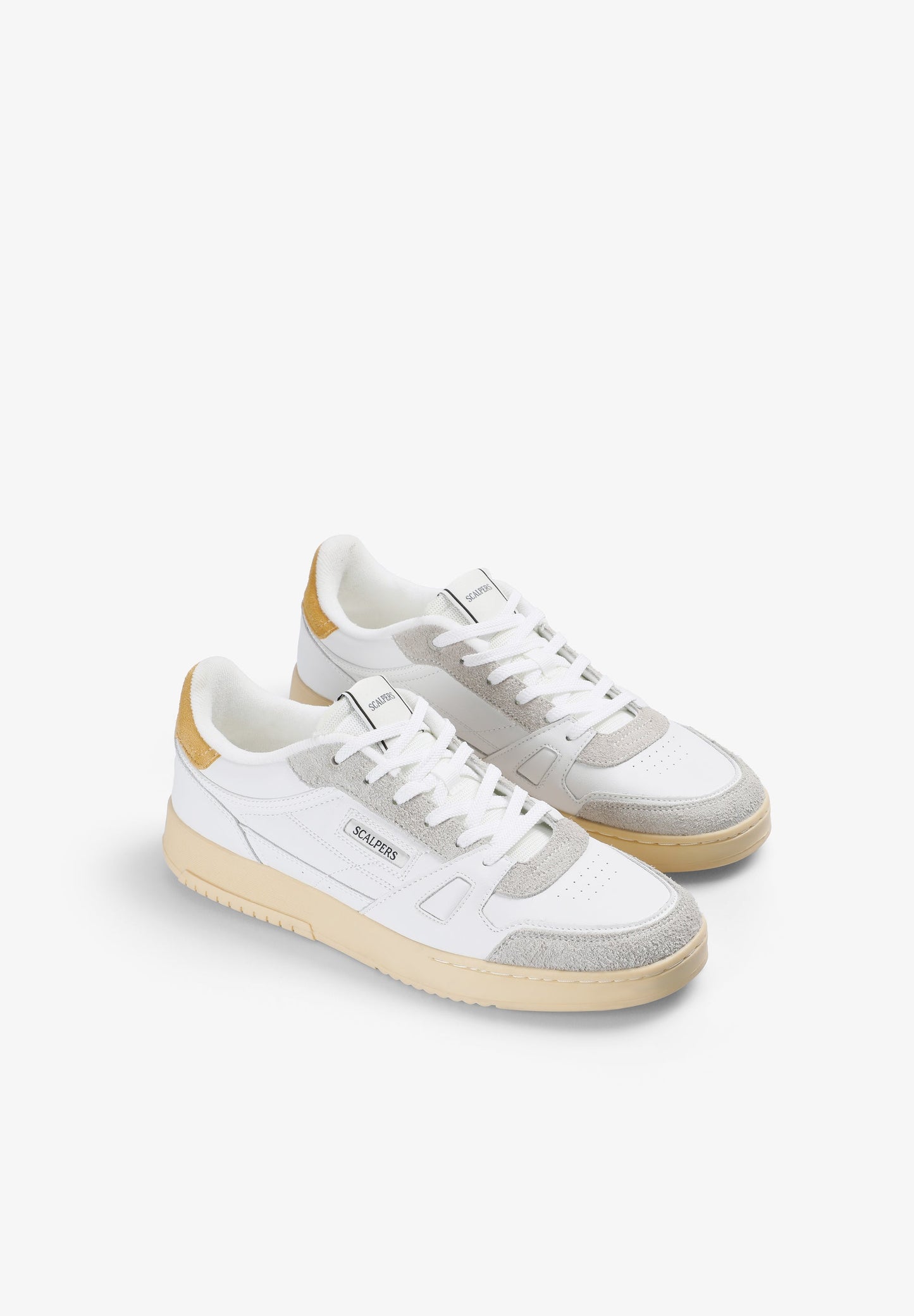 SCMILES SNEAKERS