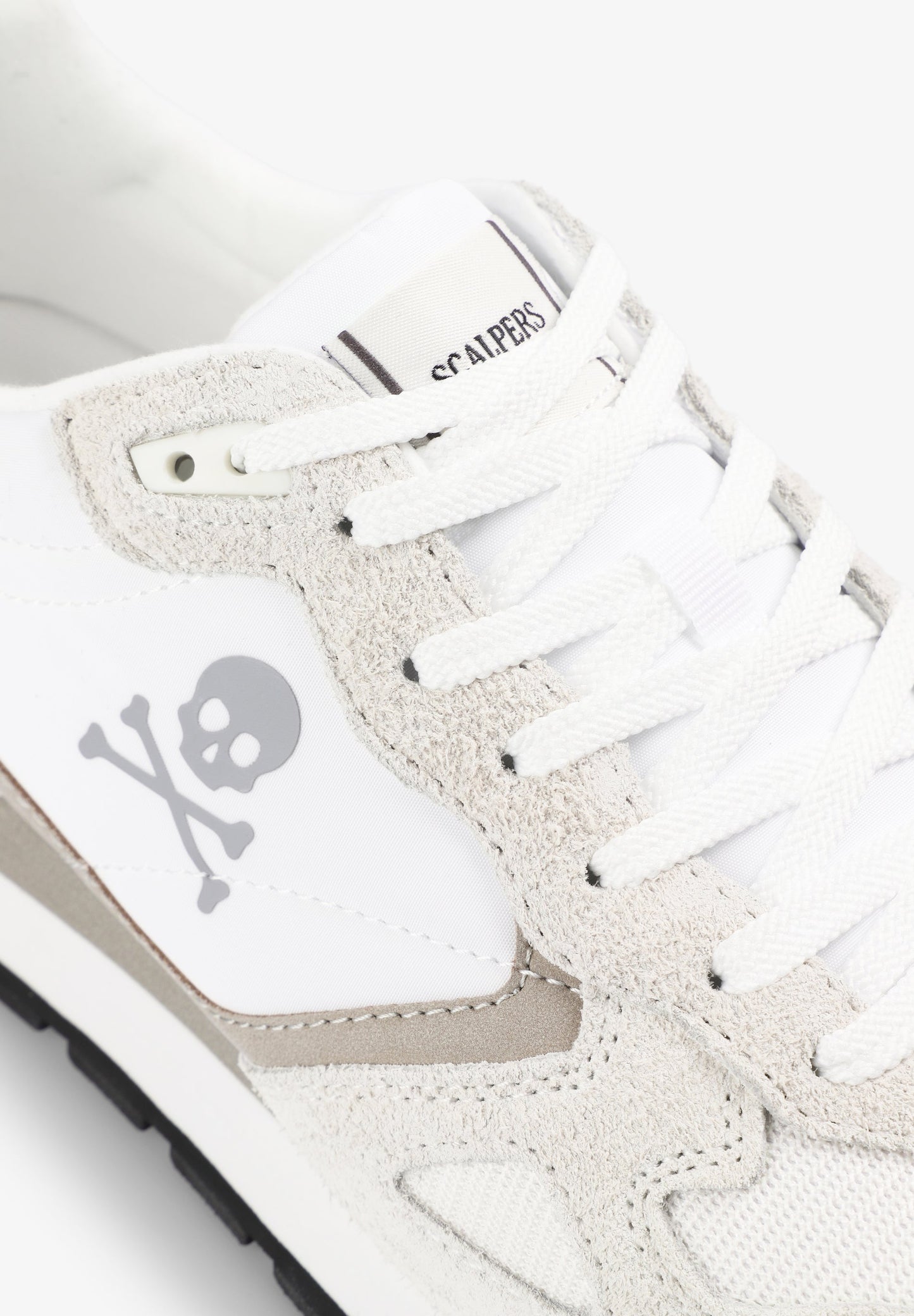 LEATHER SKULL SNEAKERS