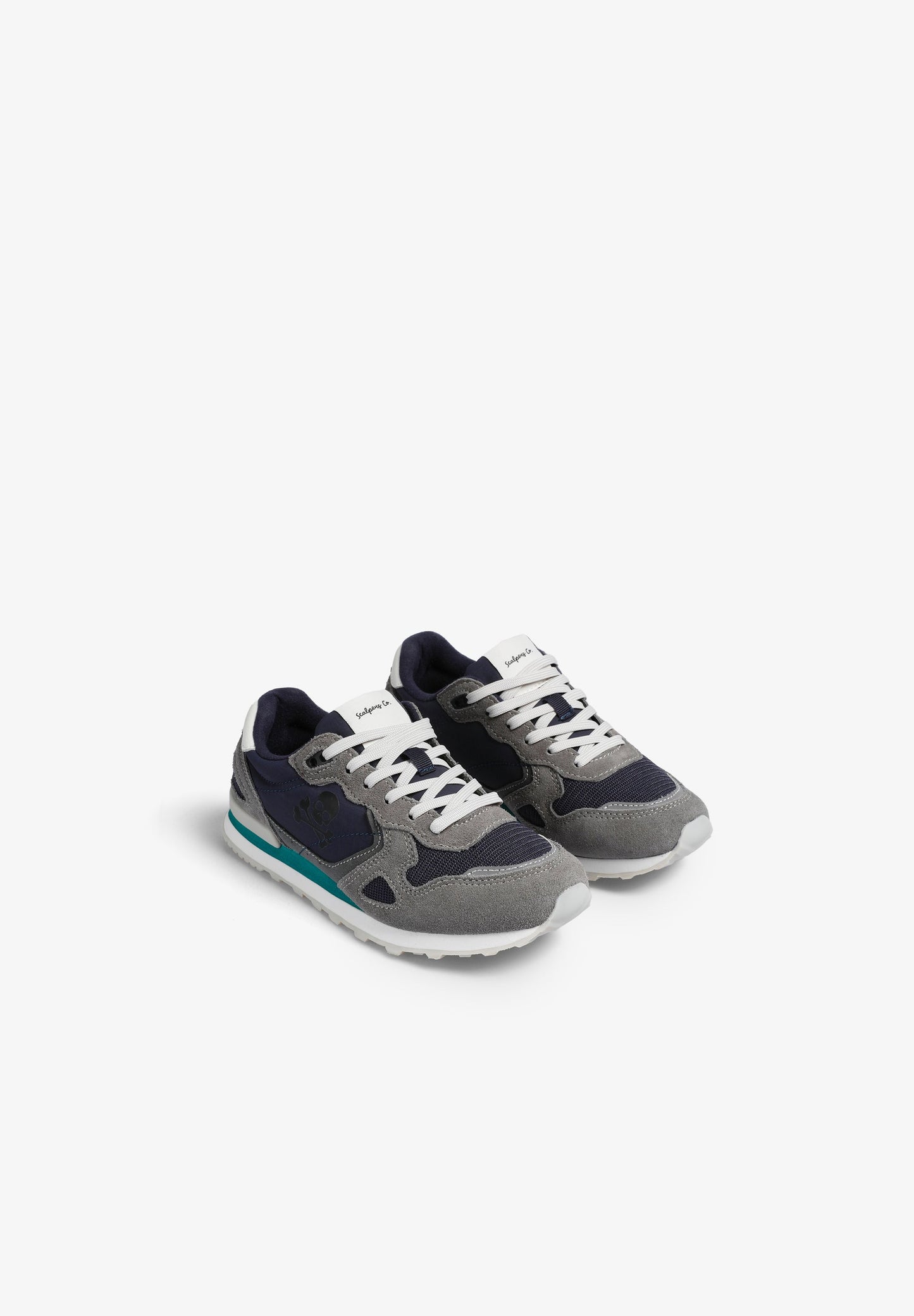 LEATHER SNEAKERS WITH SIDE SKULL