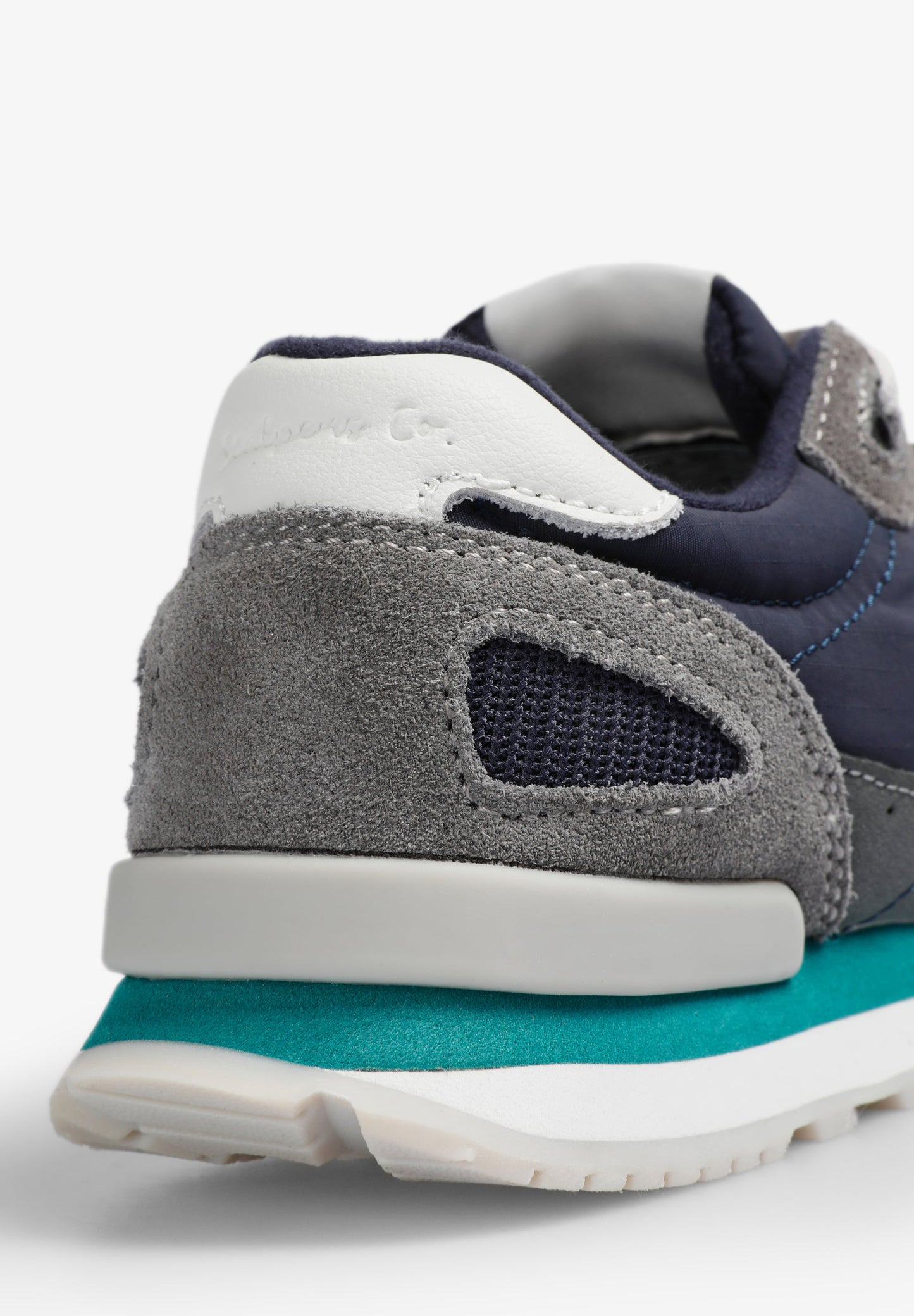 SNEAKERS PIEL CALAVERA LATERAL - Scalpers