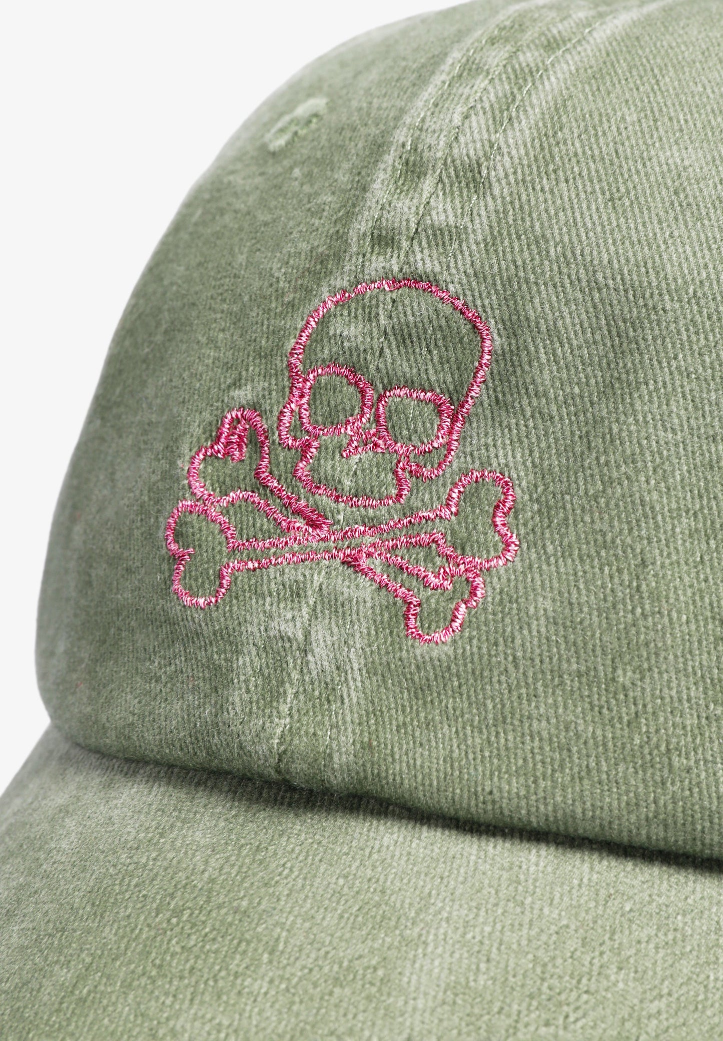 CAP WITH SKULL