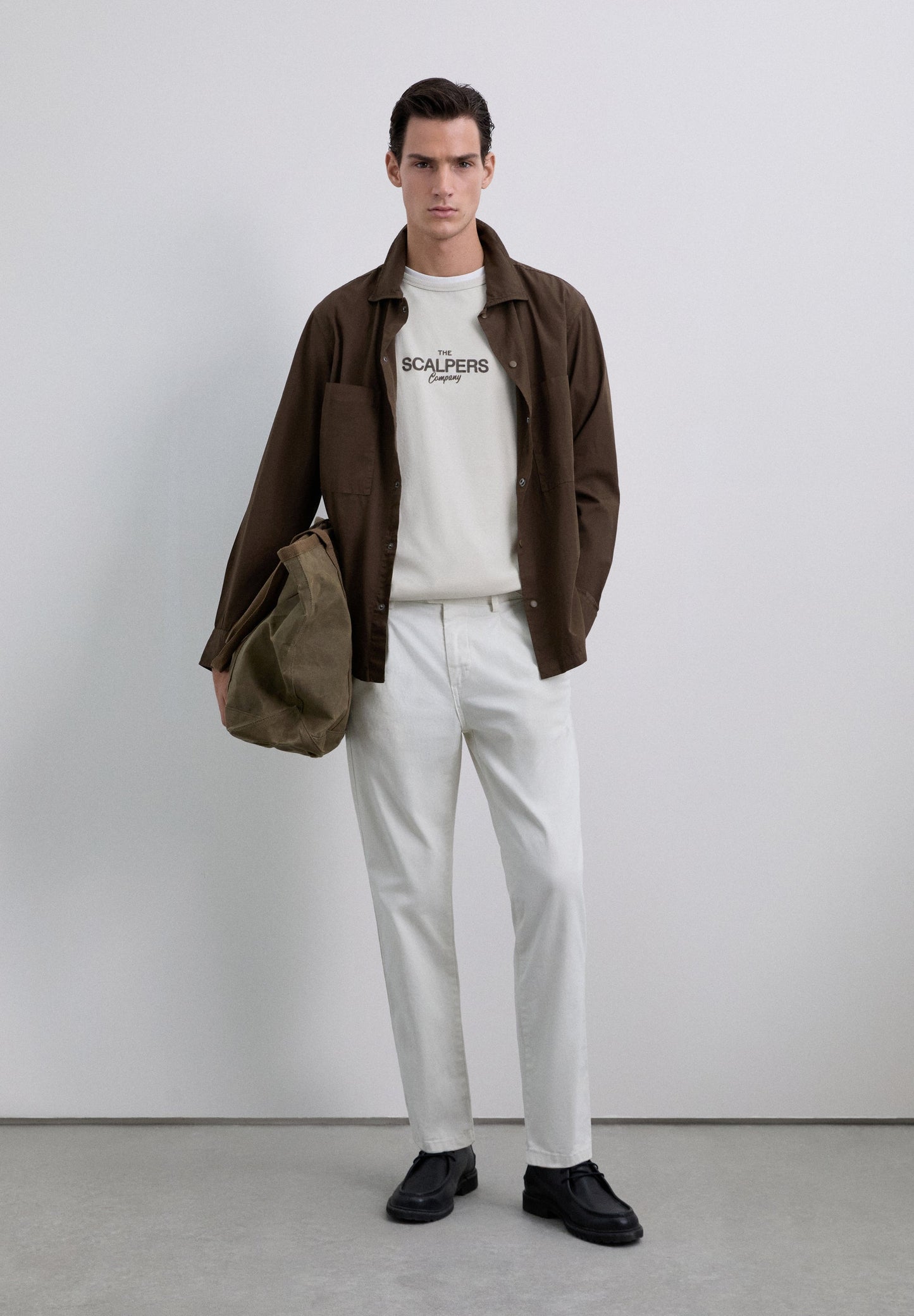 CAMISETA LOGO FRONTAL - Scalpers