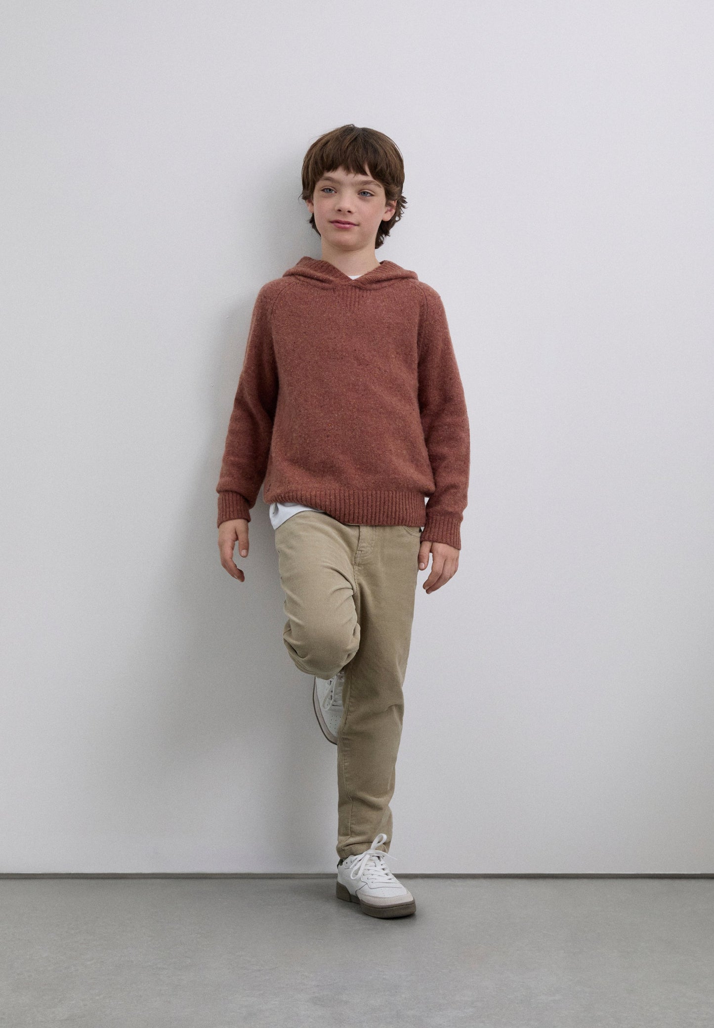 BASIC KNIT SWEATER WITH SKULL