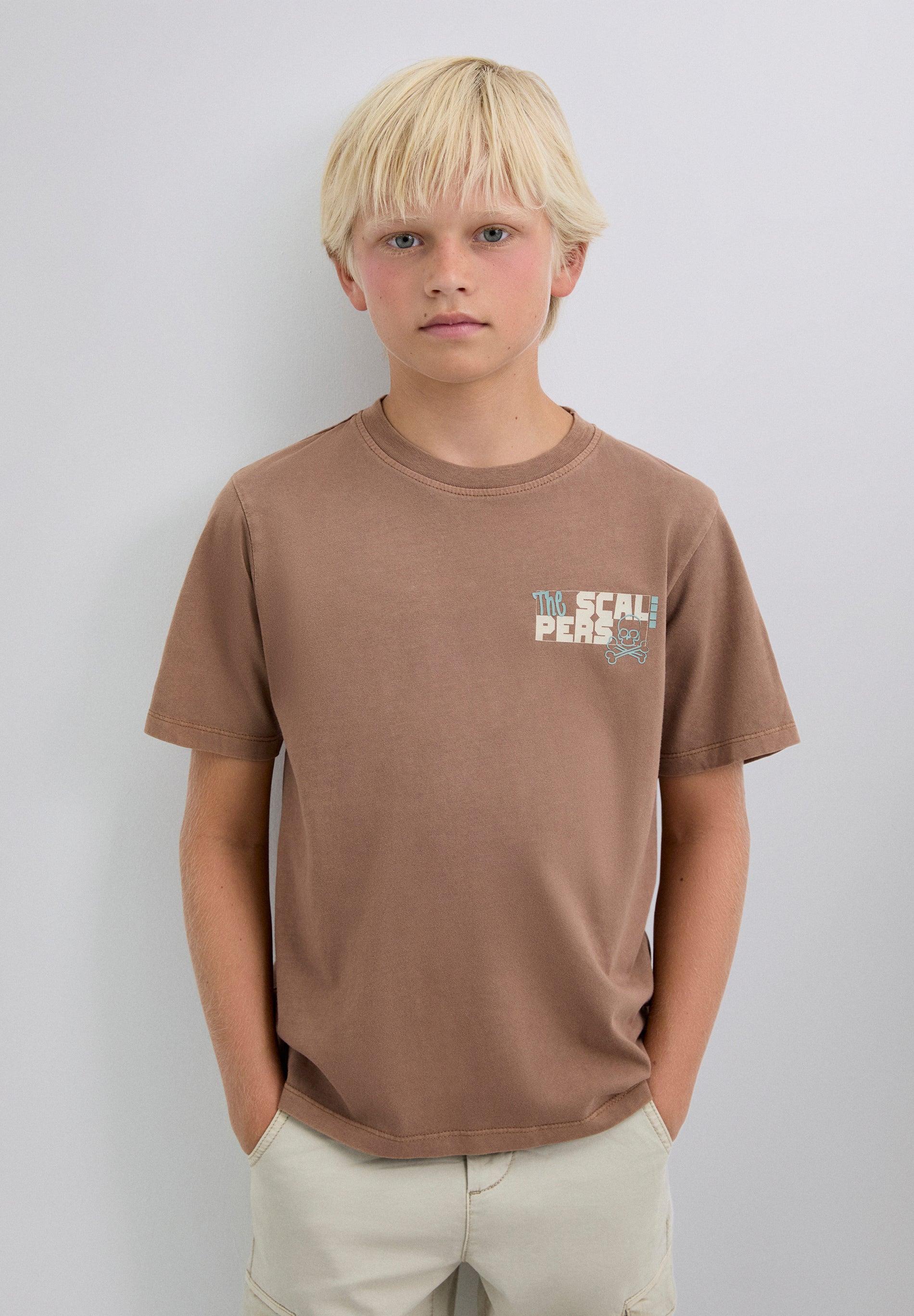 T-SHIRT WITH LOGO PRINT
