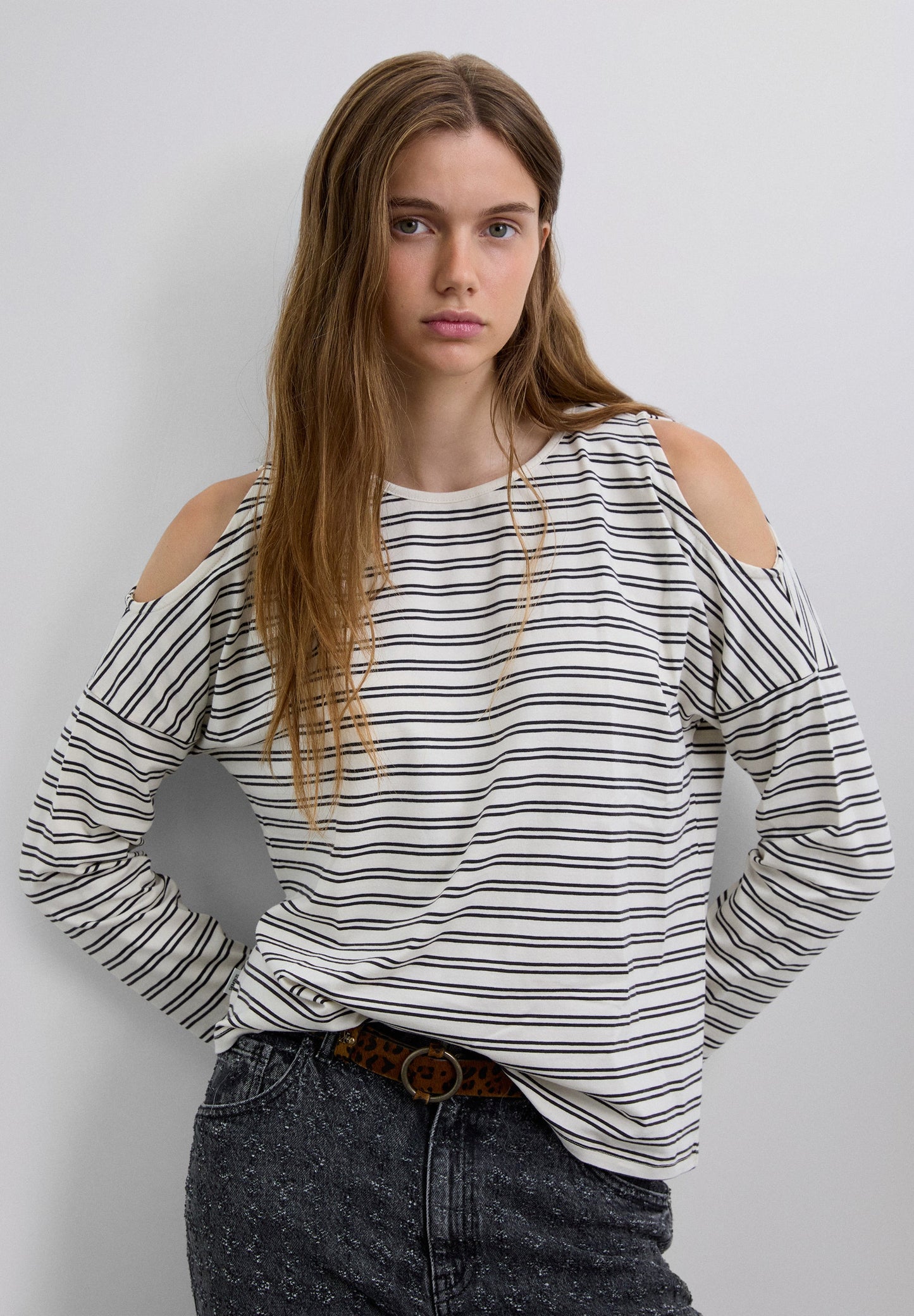 SKULL AND STRIPES T-SHIRT