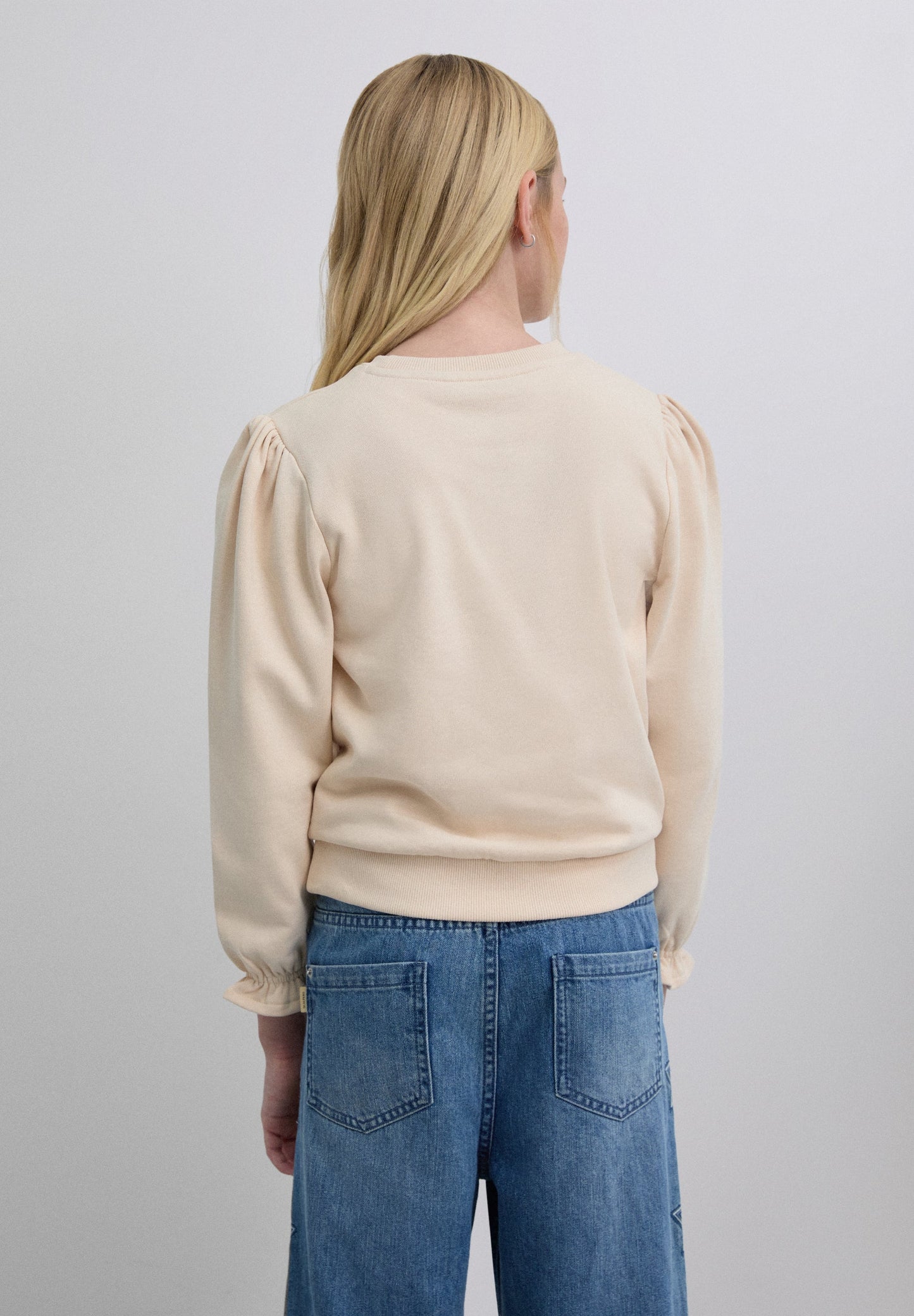 SWEATSHIRT WITH EMBROIDERED SKULL