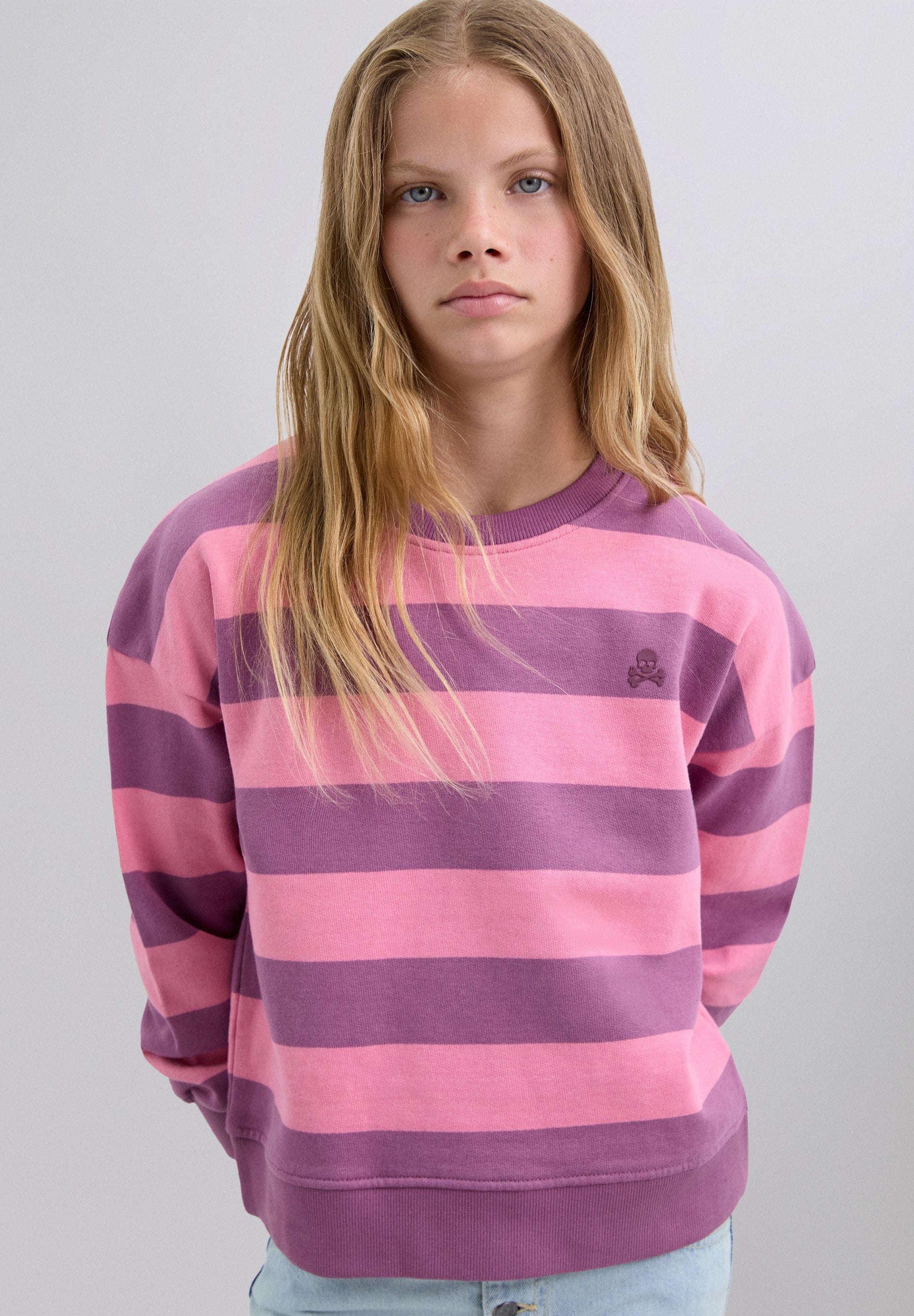 STRIPED SWEATSHIRT