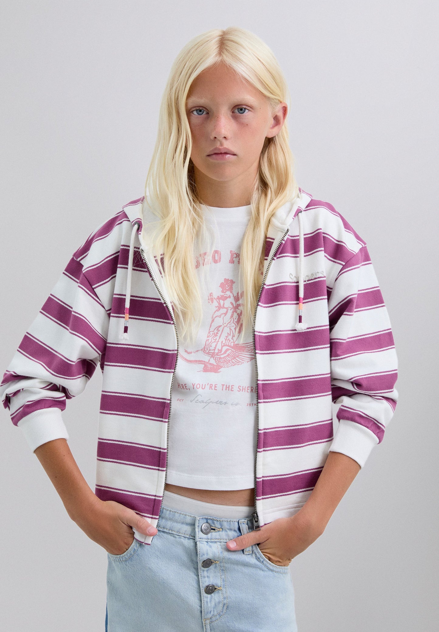 STRIPED HOODIE WITH SKULL