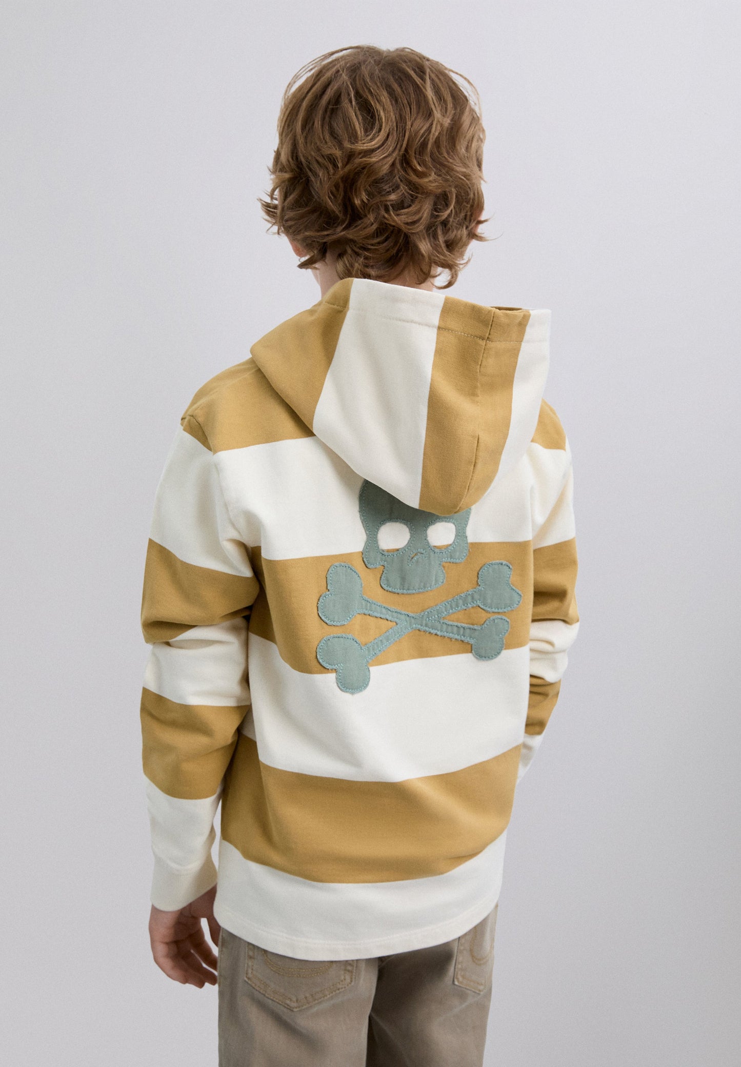 STRIPED HOODIE WITH SKULL