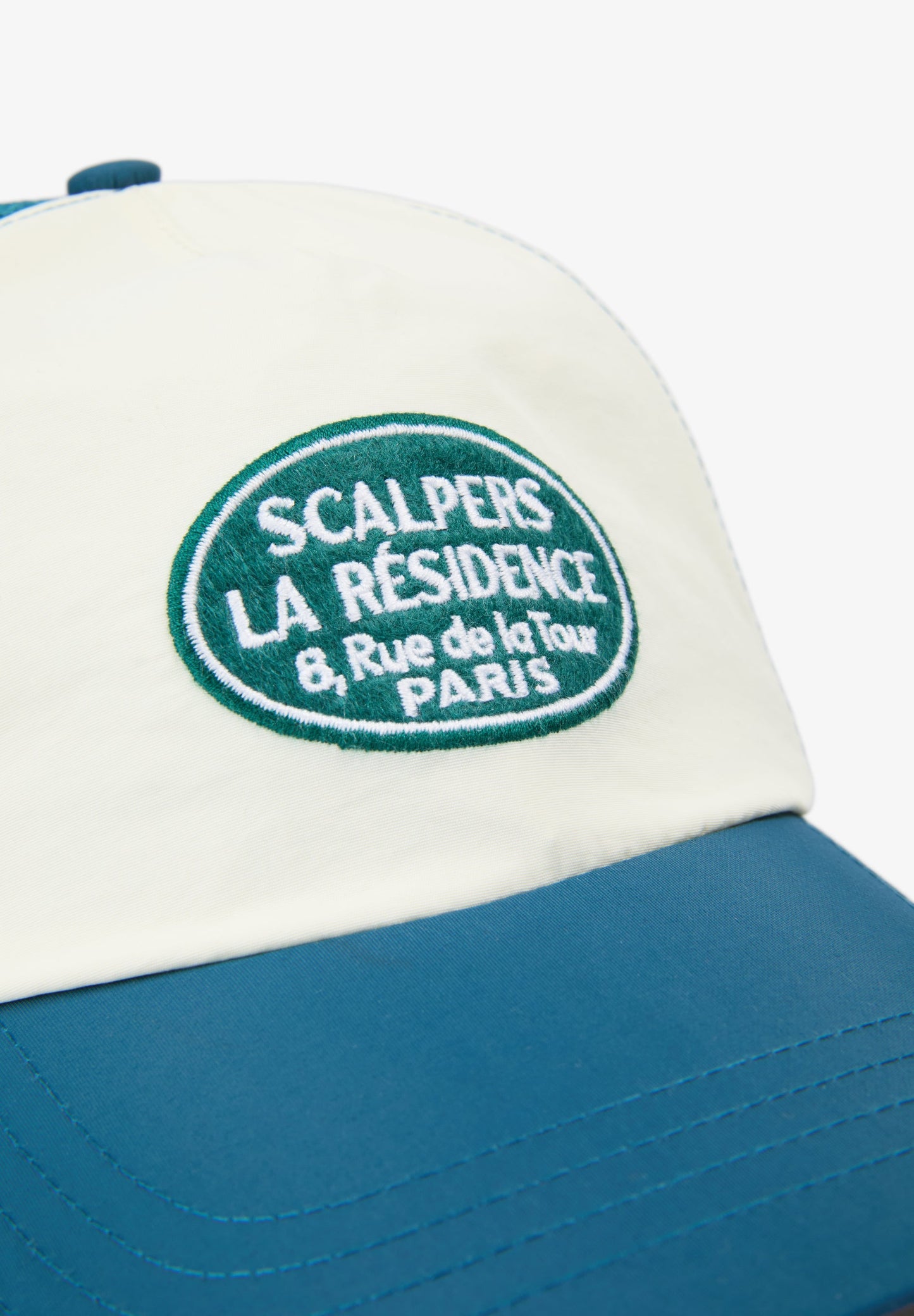 TRUCKER CAP WITH PATCH