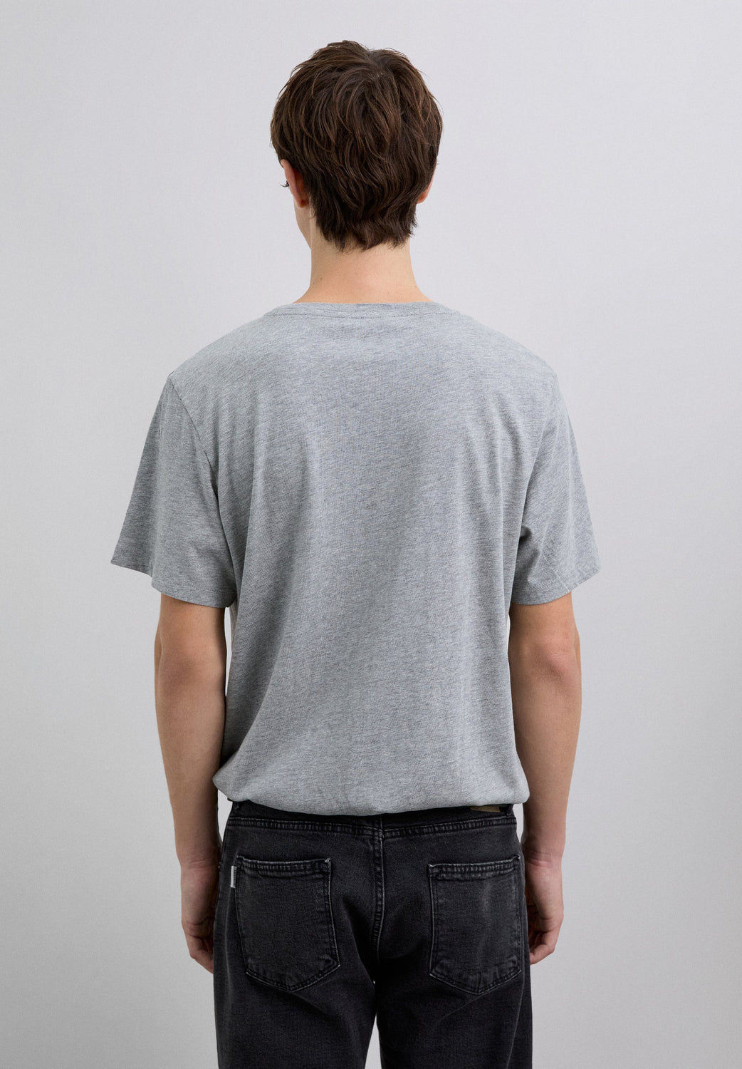 CAMISETA CALAVERA BORDADA TONO - Scalpers