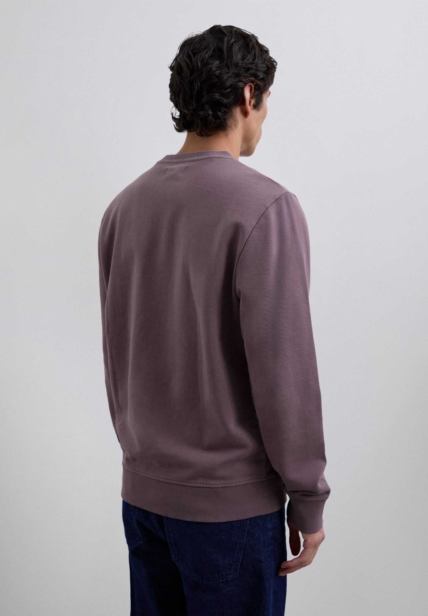SWEATSHIRT WITH RAISED LOGO