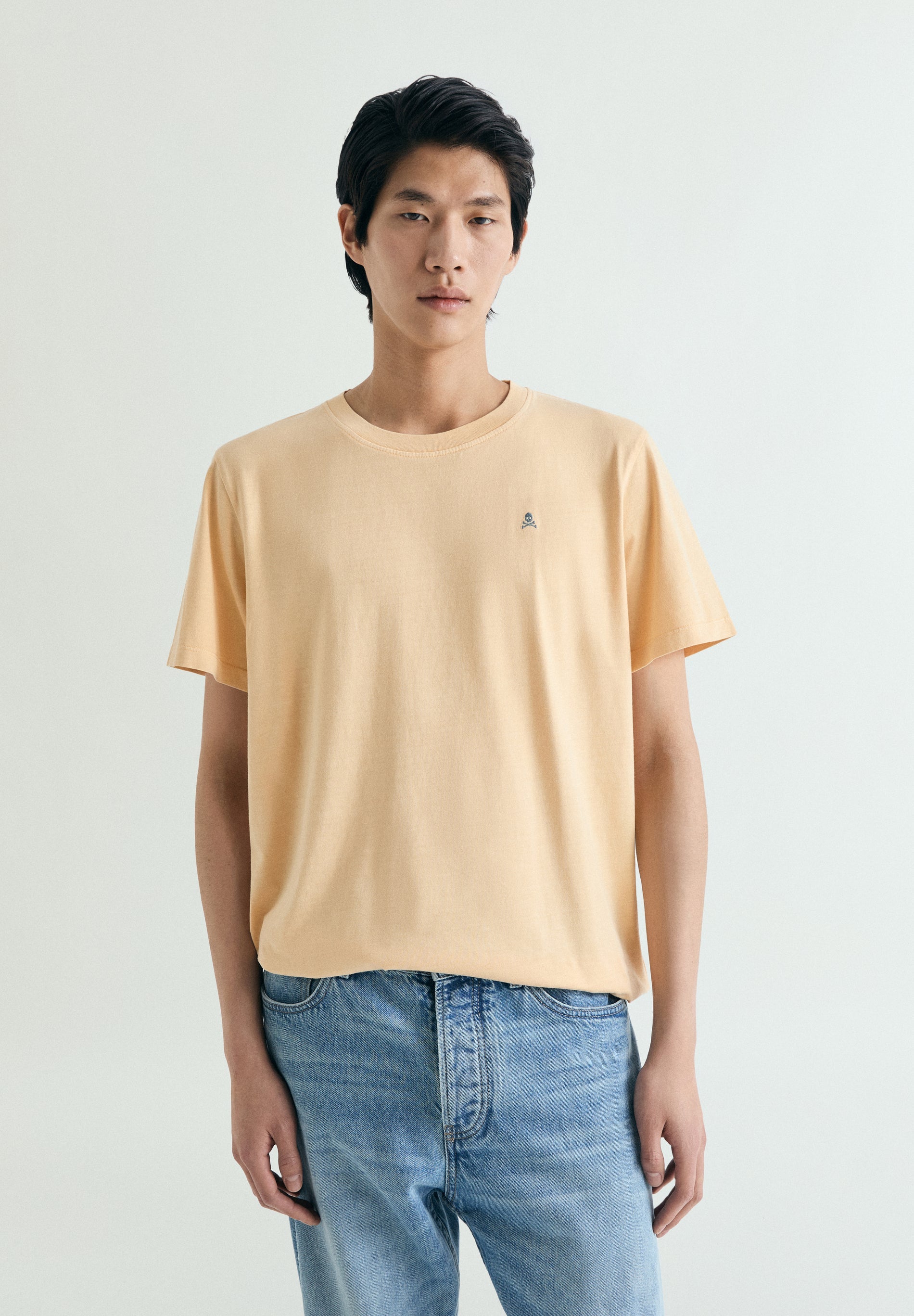 EMBROIDERED WASHED EFFECT T-SHIRT