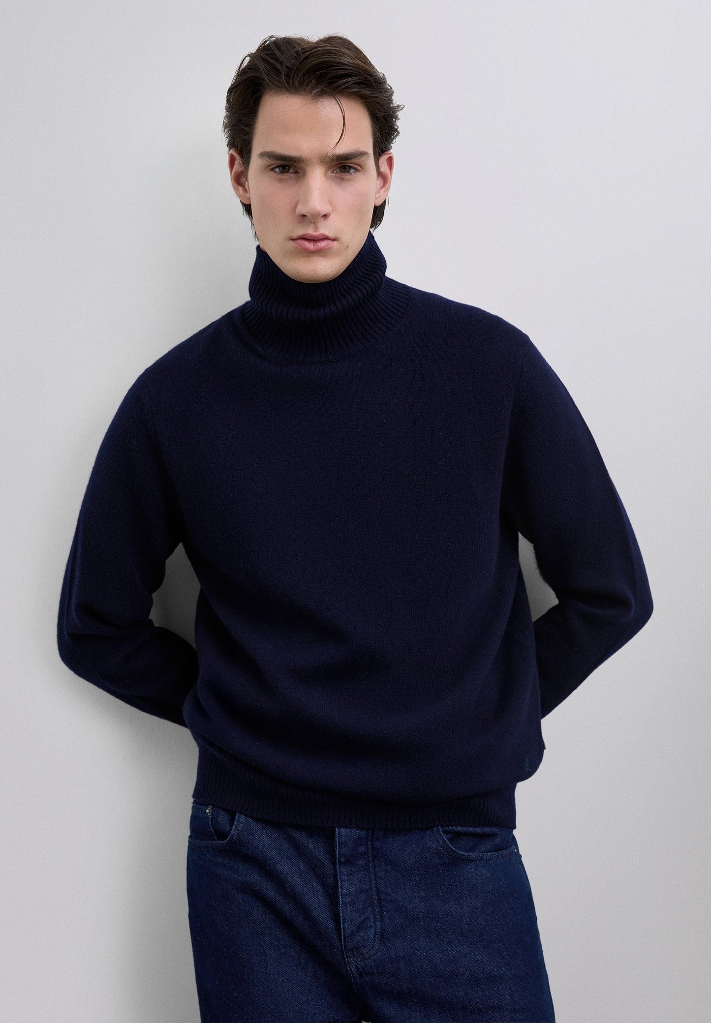 HIGH NECK WOOL SWEATER
