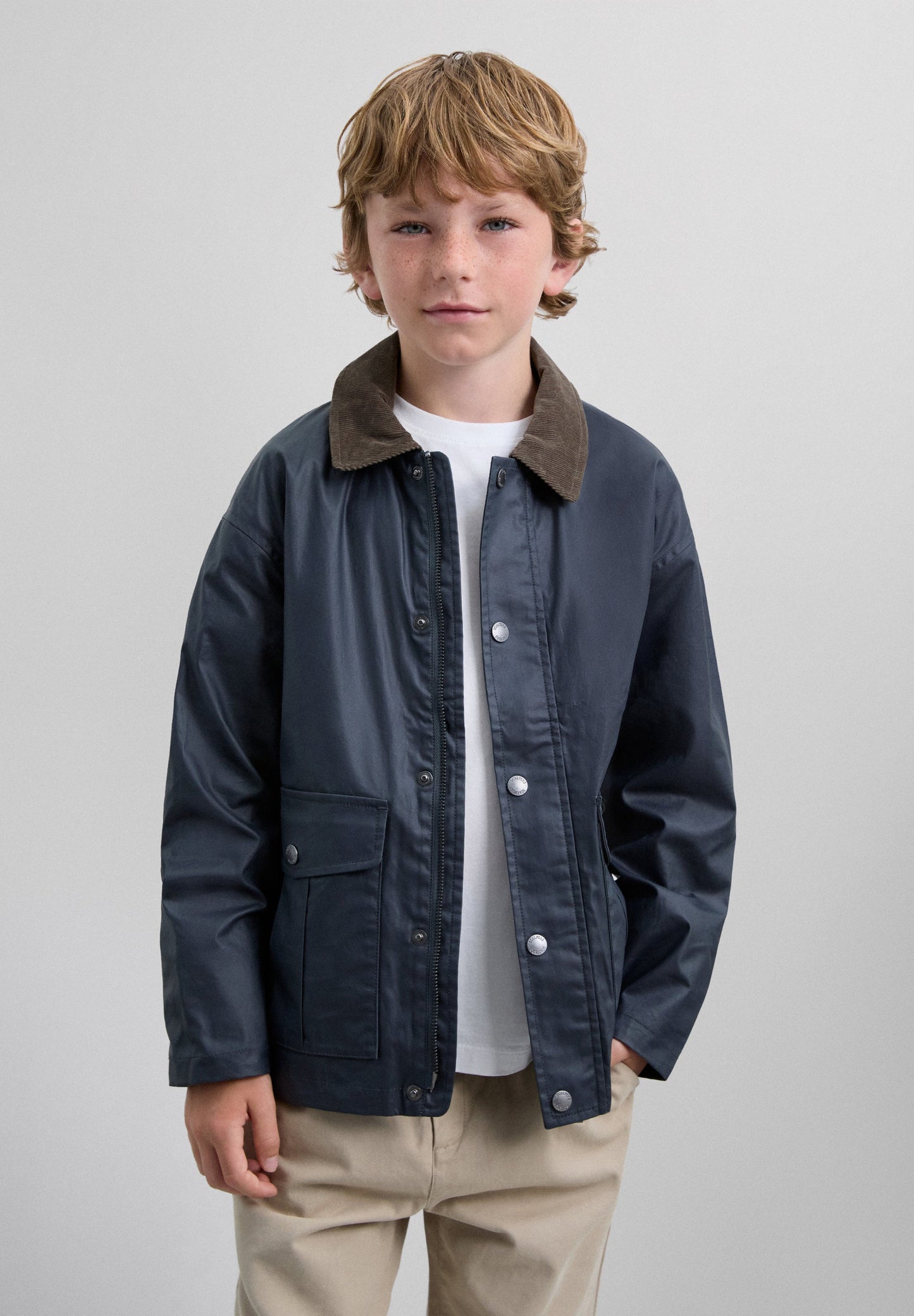 JACKET WITH CONTRAST CORDUROY COLLAR