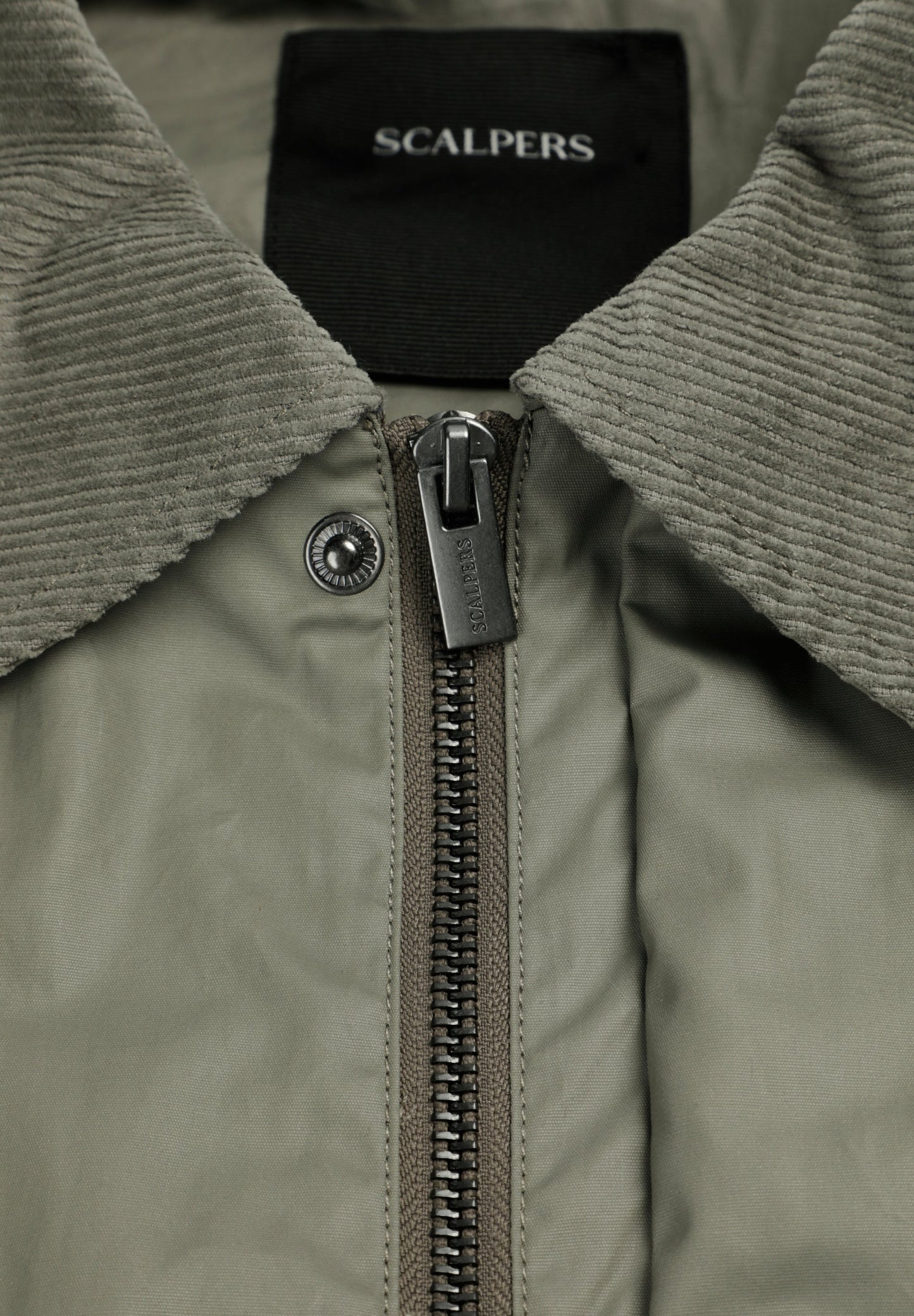 WAXED JACKET WITH SNAP BUTTONS