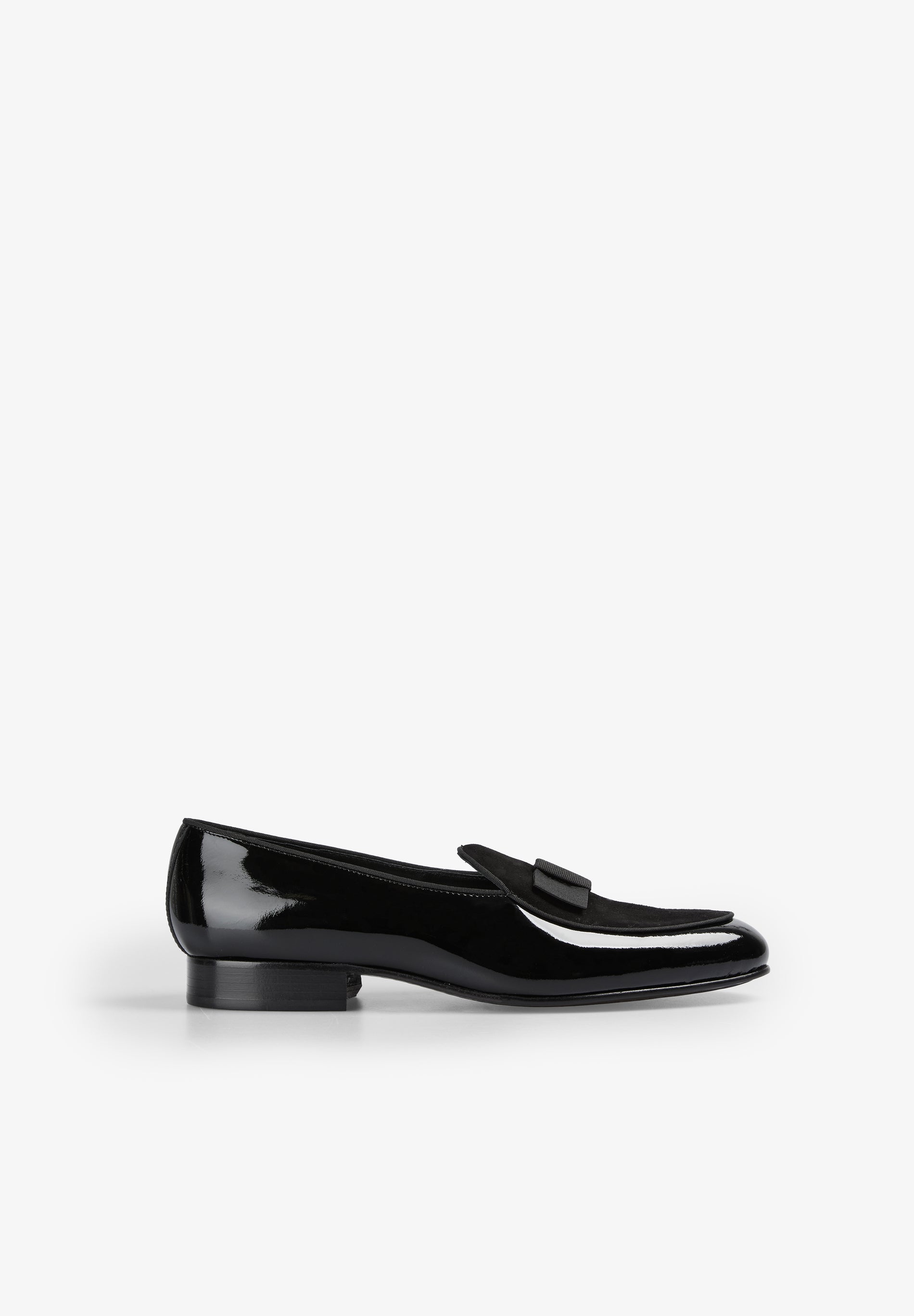 LEATHER LOAFER WITH UPPER DETAIL