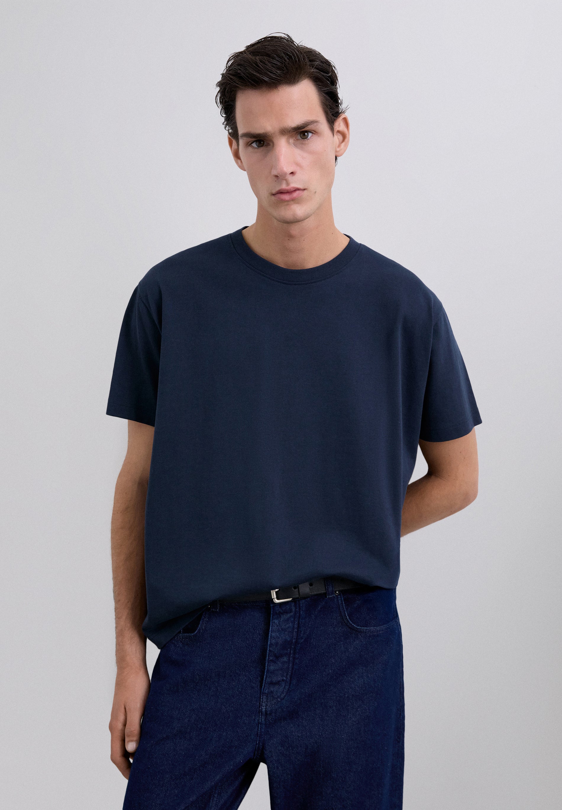 SOLID TEE