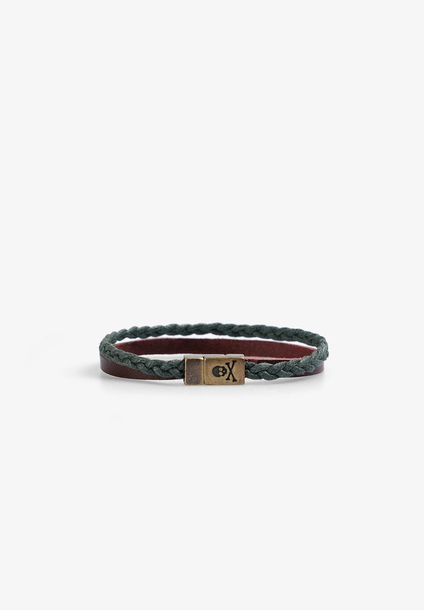 LEATHER BRACELET WITH SKULL