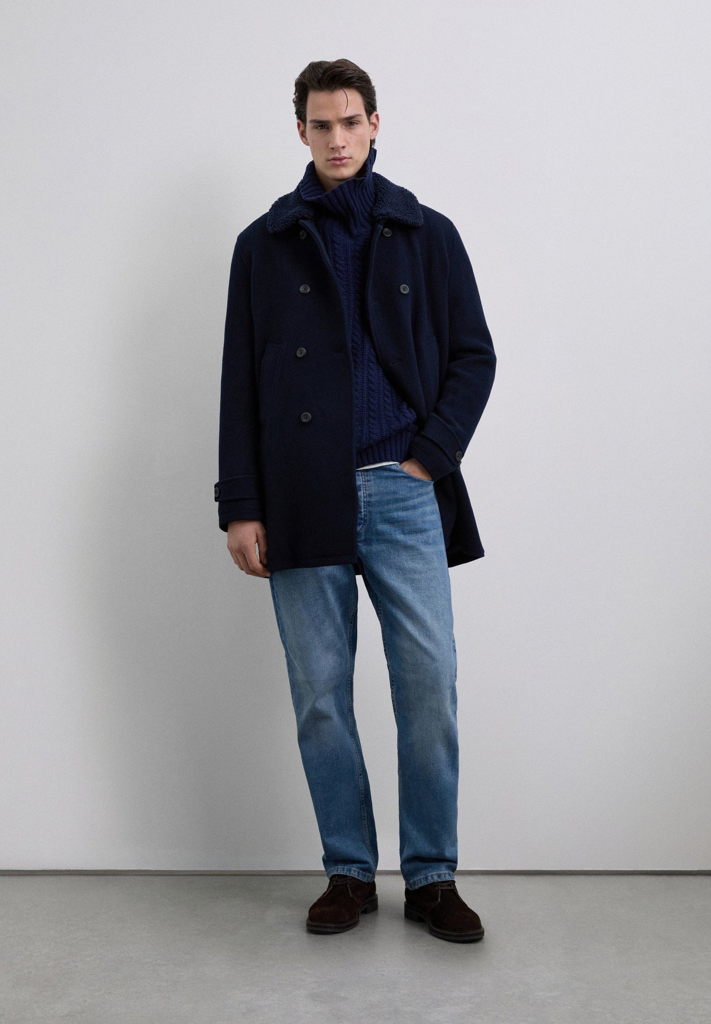 DOUBLE BREASTED WOOL COAT