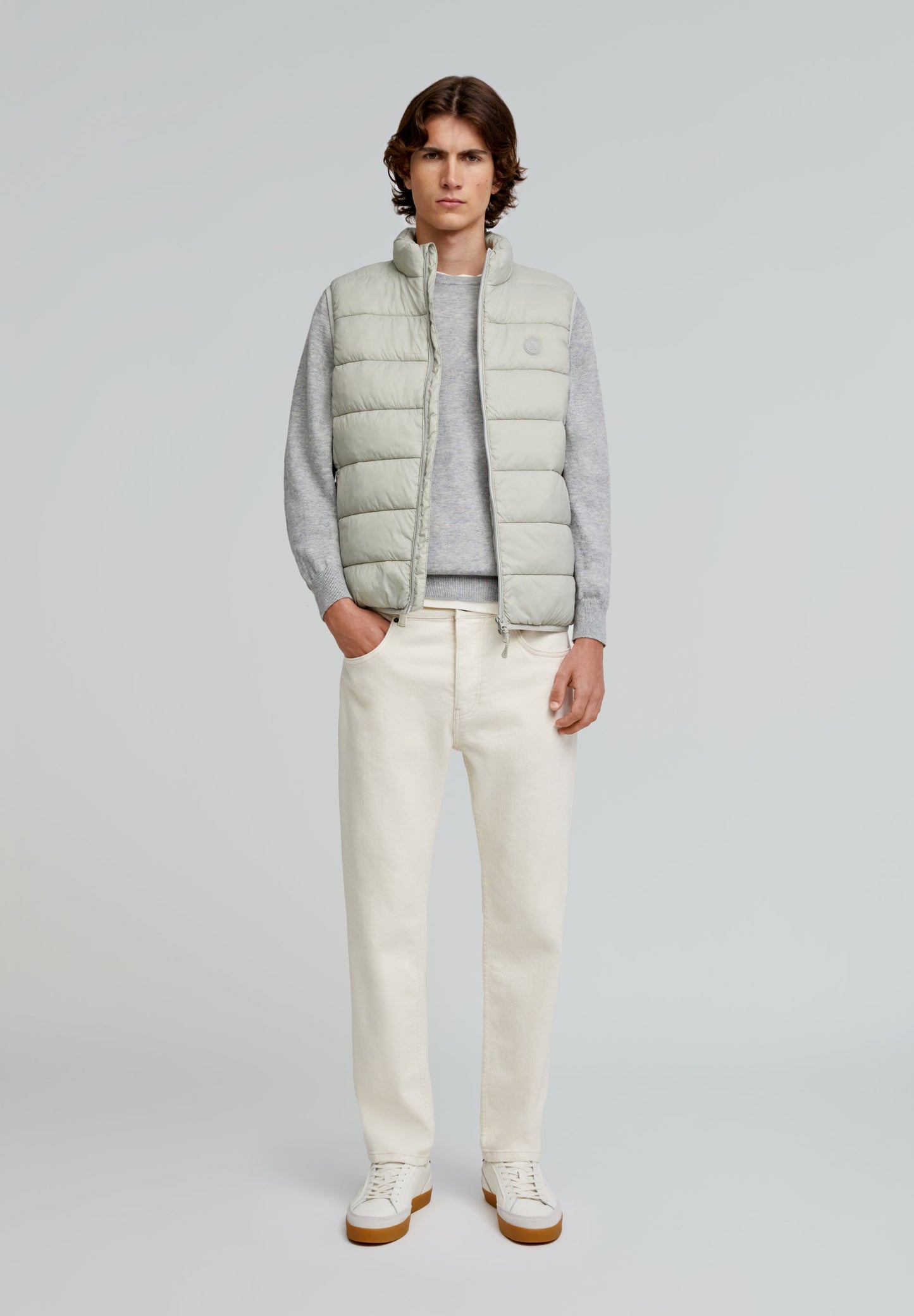 LIGHTWEIGHT PADDED VEST