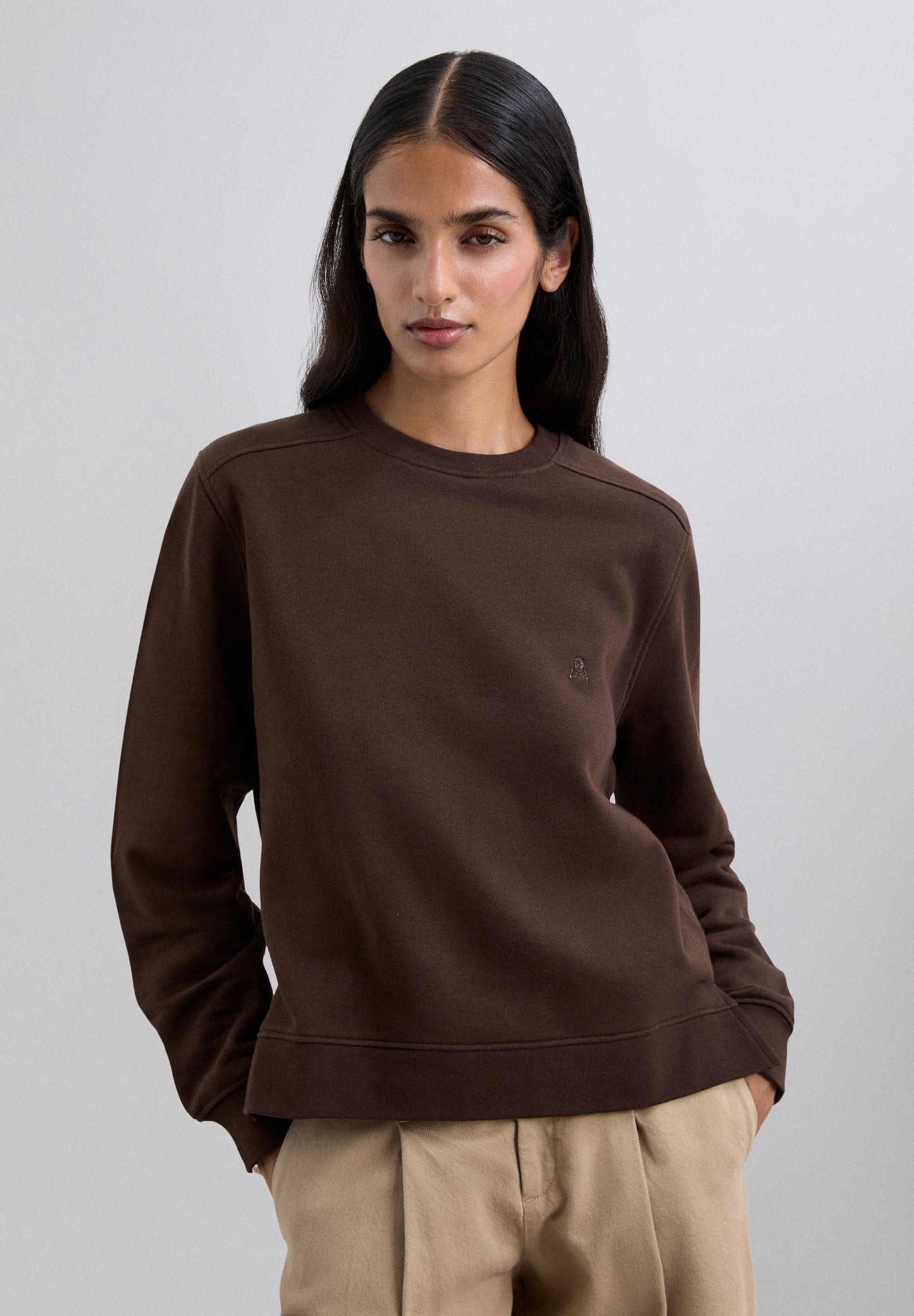 BASIC SKULL SWEATSHIRT