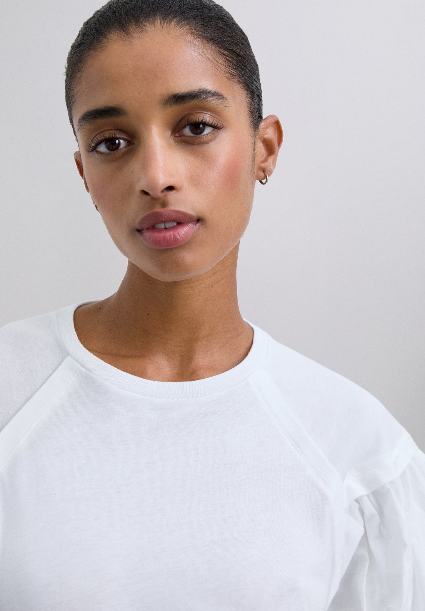 PUFFED SLEEVE T-SHIRT