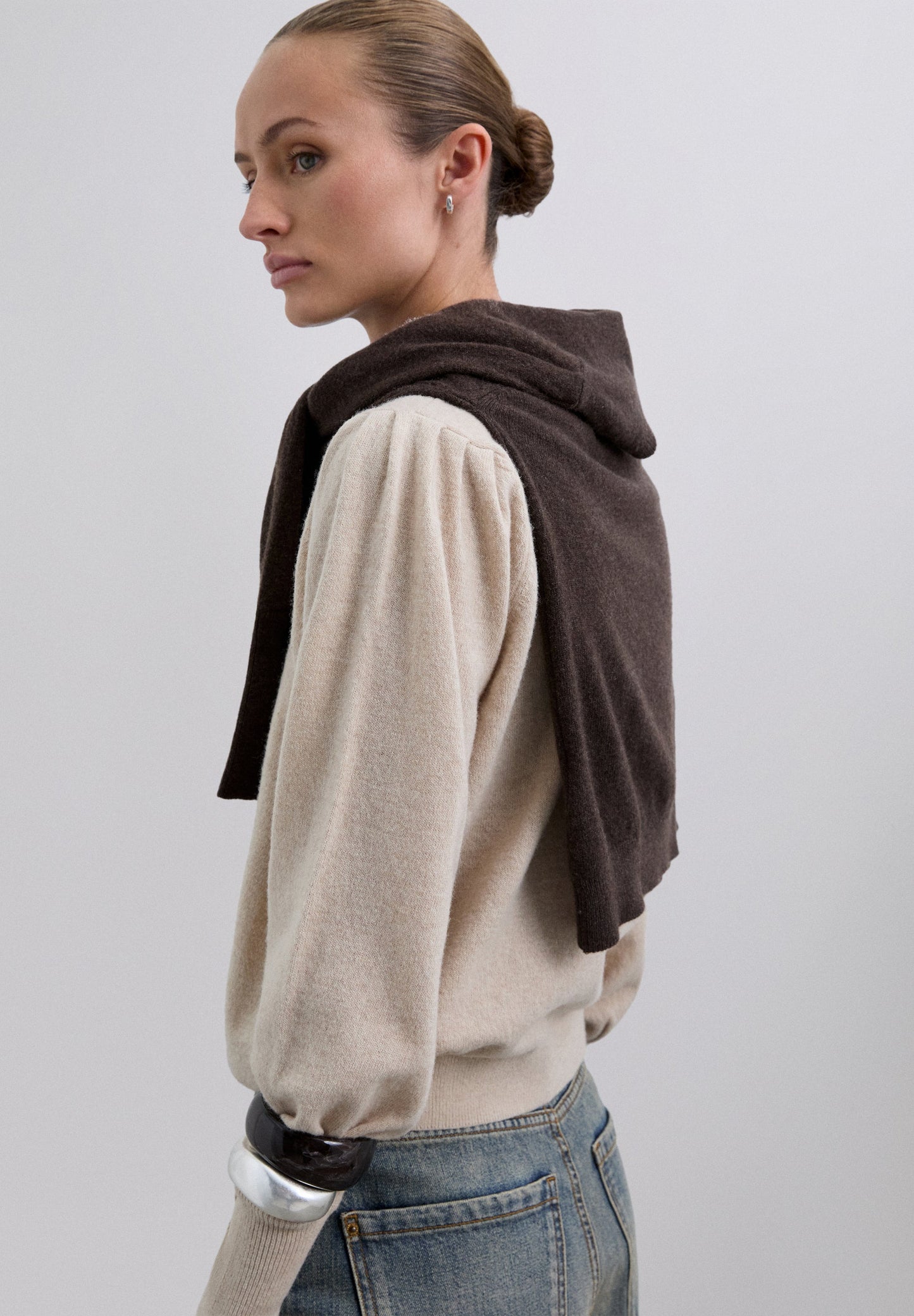 SWEATER WITH PUFFED SLEEVES