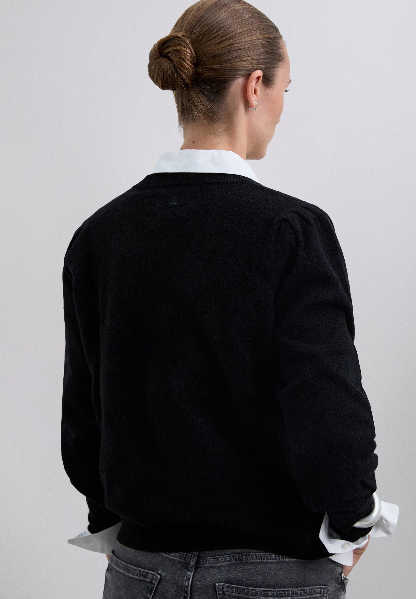 SWEATER WITH PUFFED SLEEVES