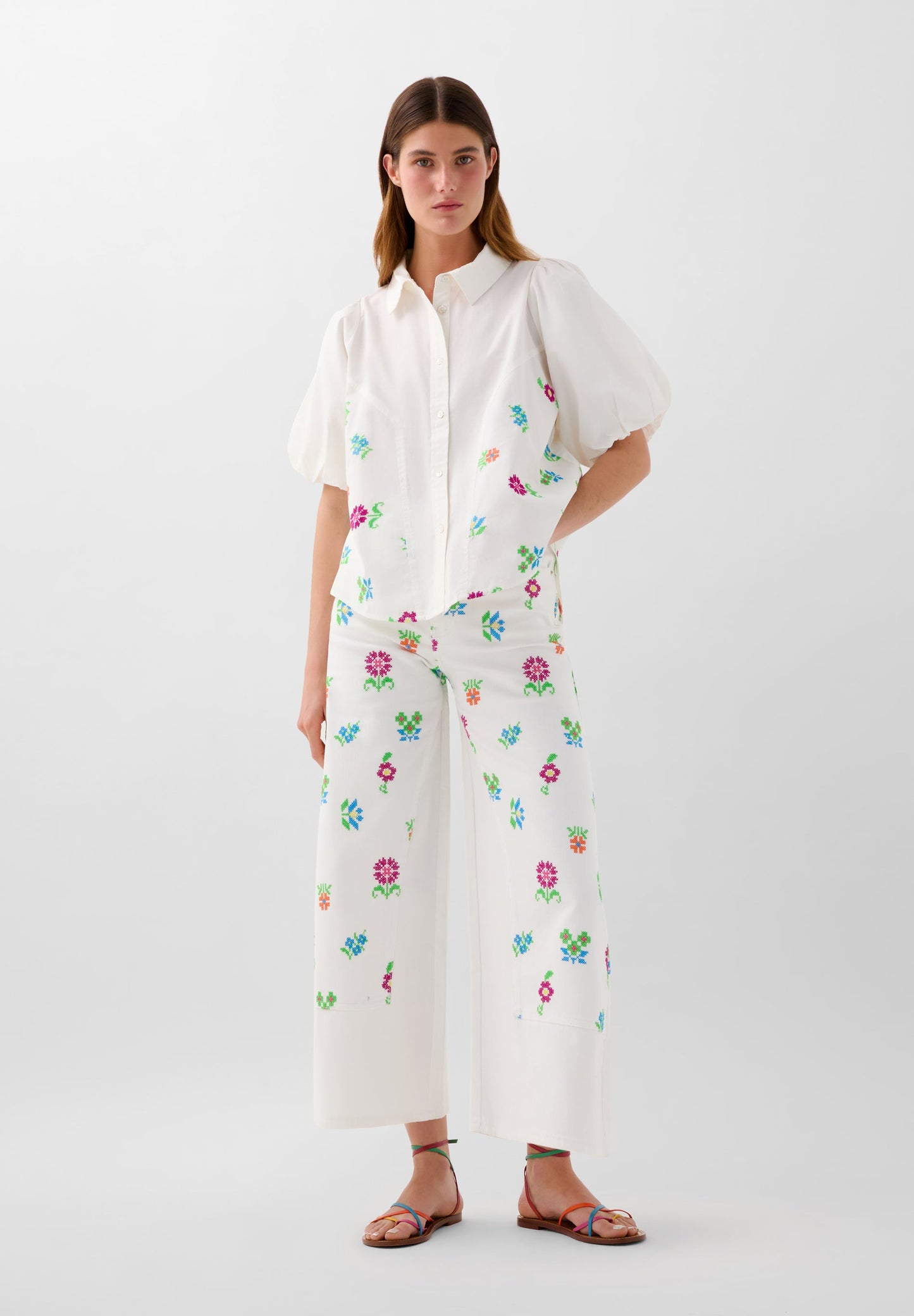 COTTON SHIRT WITH EMBROIDERED DETAILS