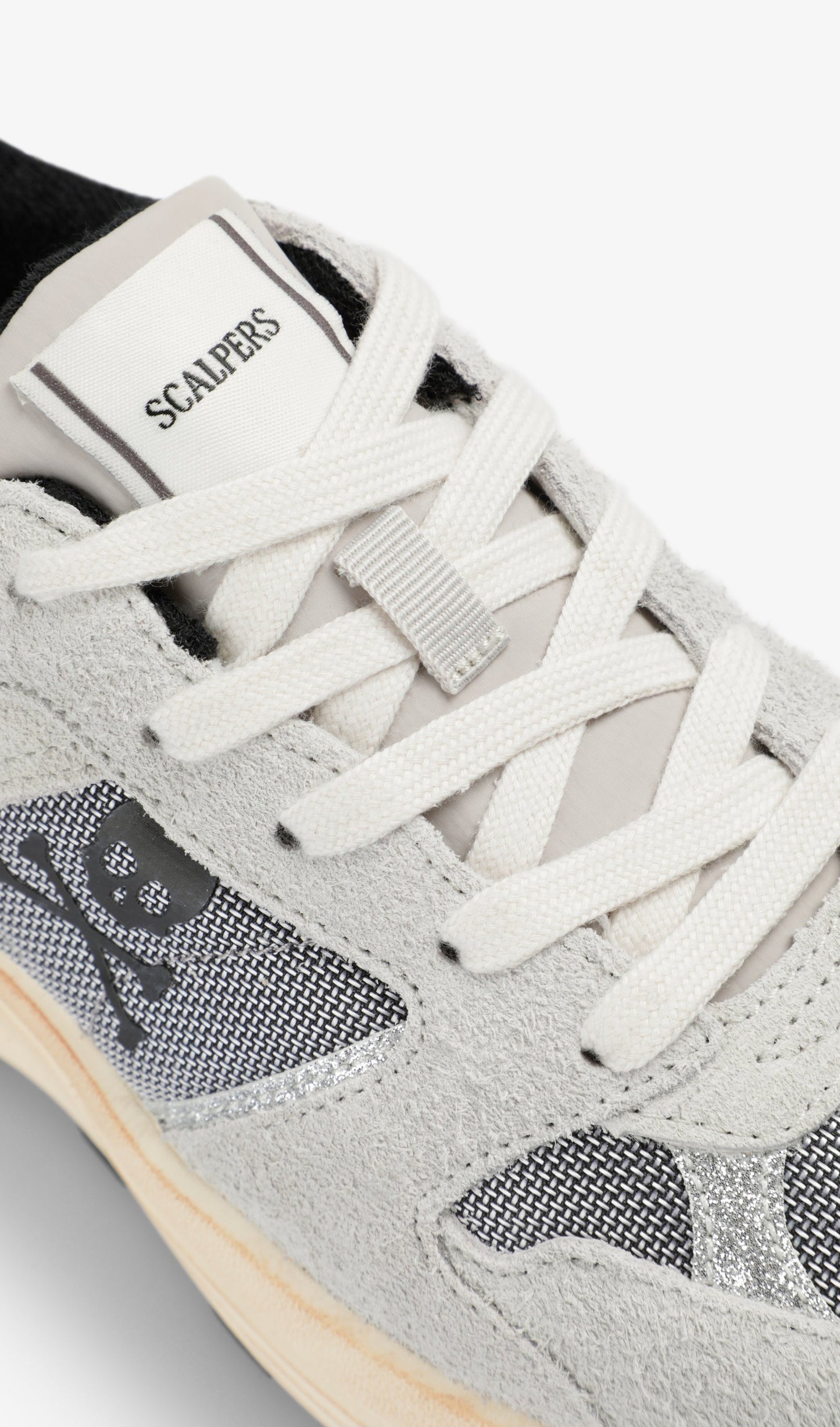 ZAPATILLA ANTE CONTRASTE - Scalpers