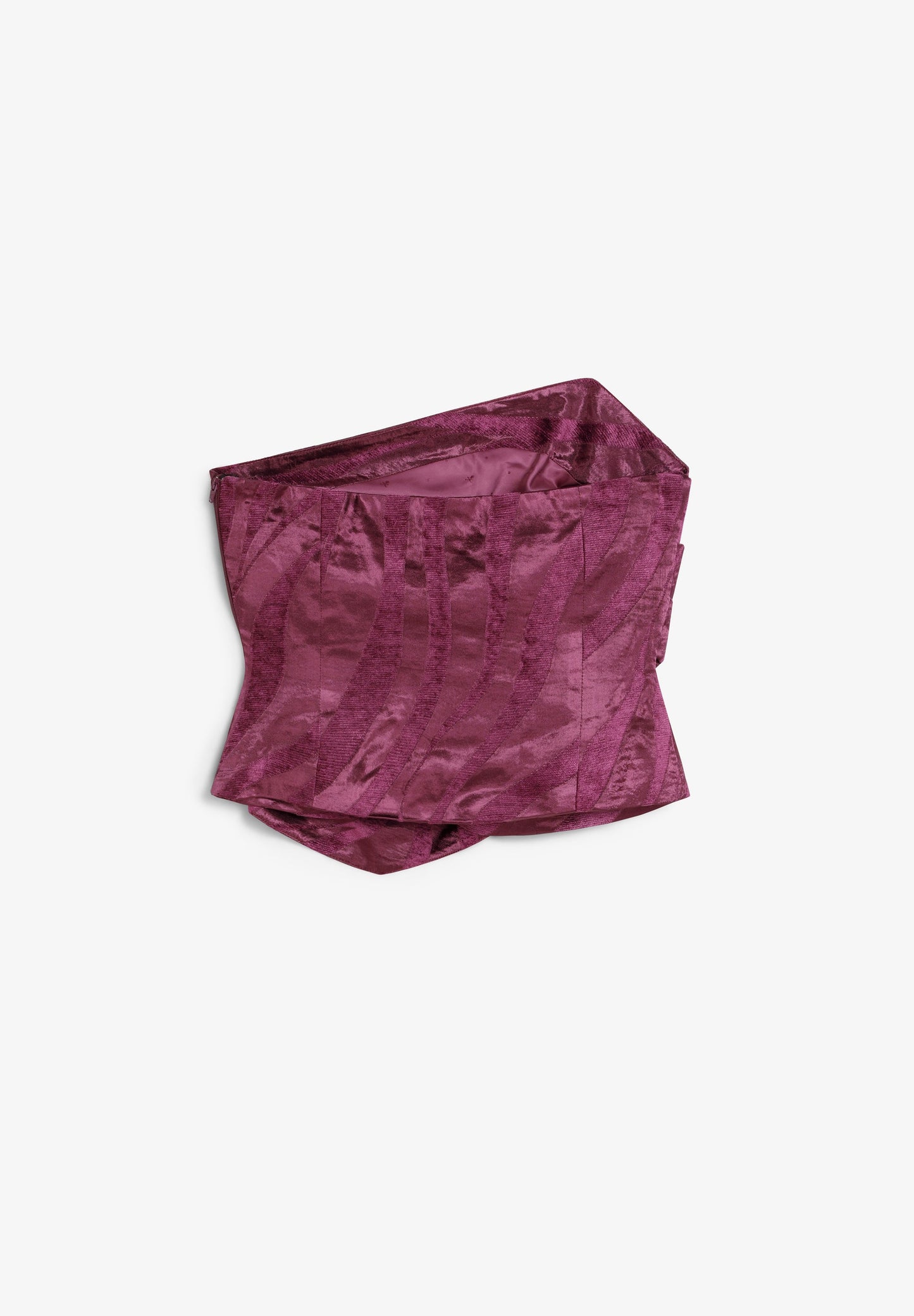 ASYMMETRIC TOP WITH VELVET DETAILS