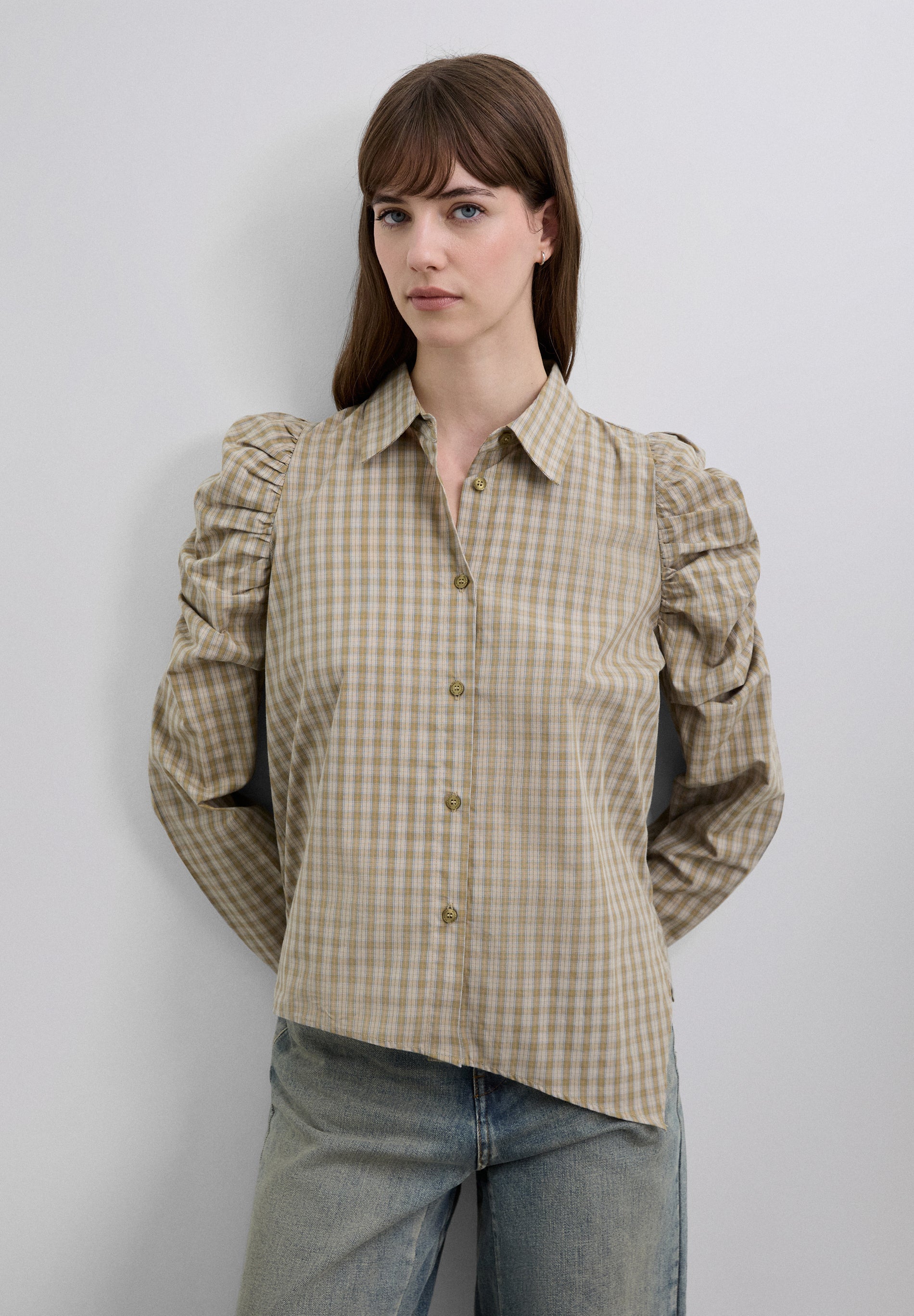 ASYMMETRIC PUFF SLEEVE SHIRT