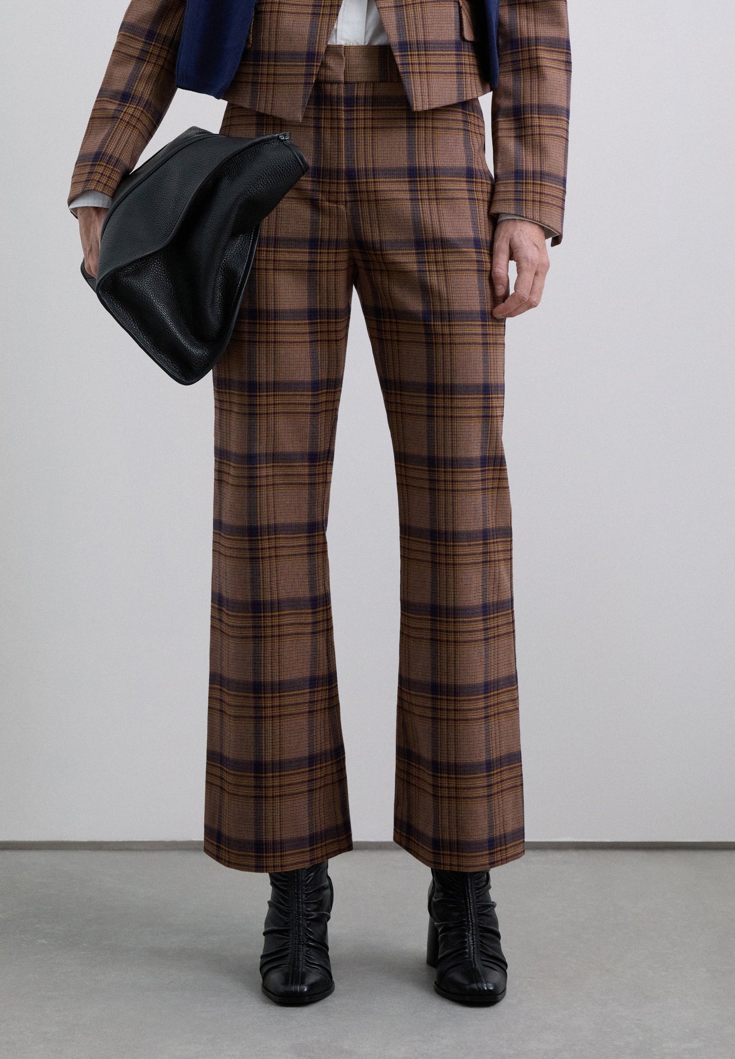 ANKLE FLARE CHECK TROUSERS