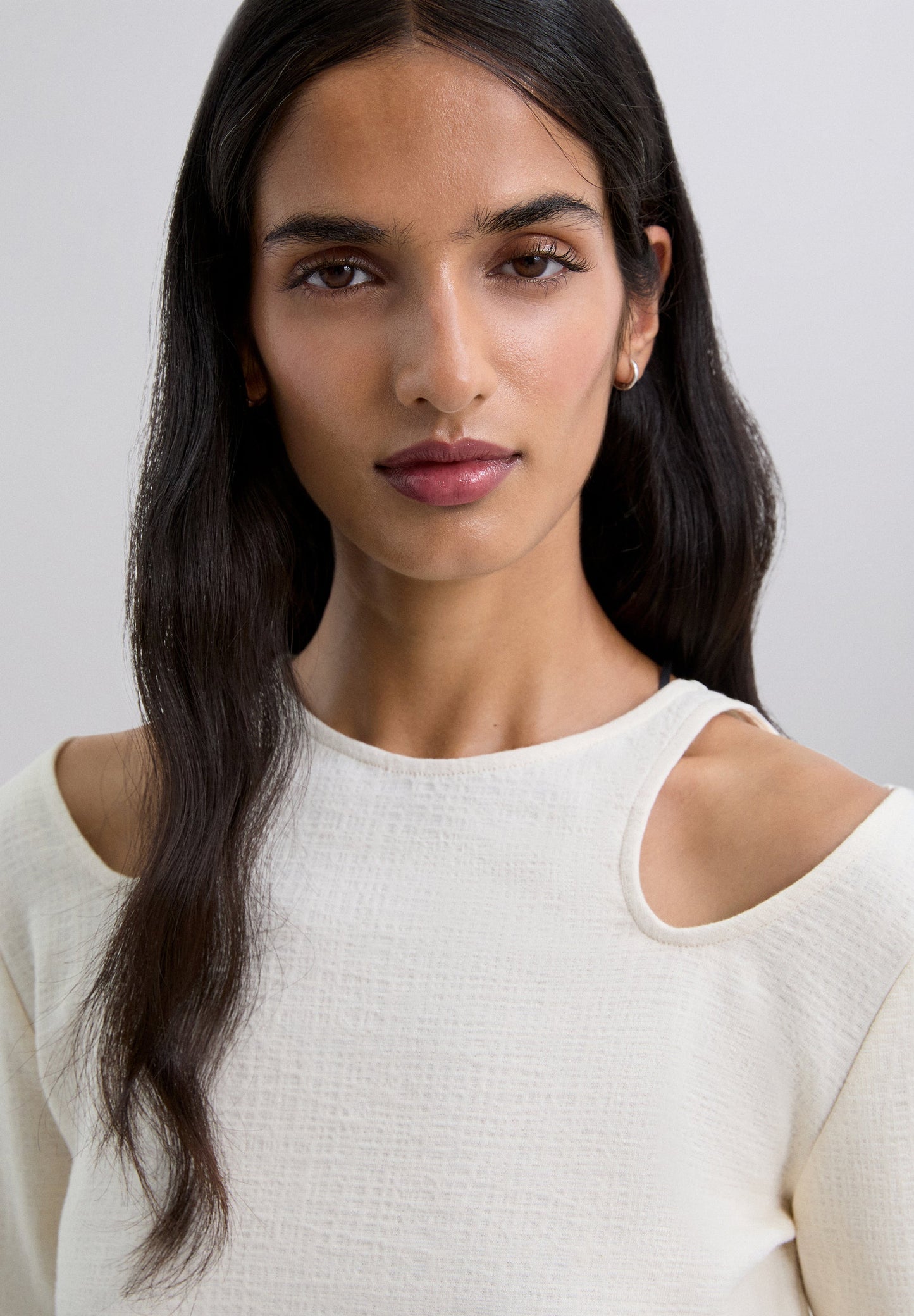 ASYMMETRIC LONG SLEEVE T-SHIRT