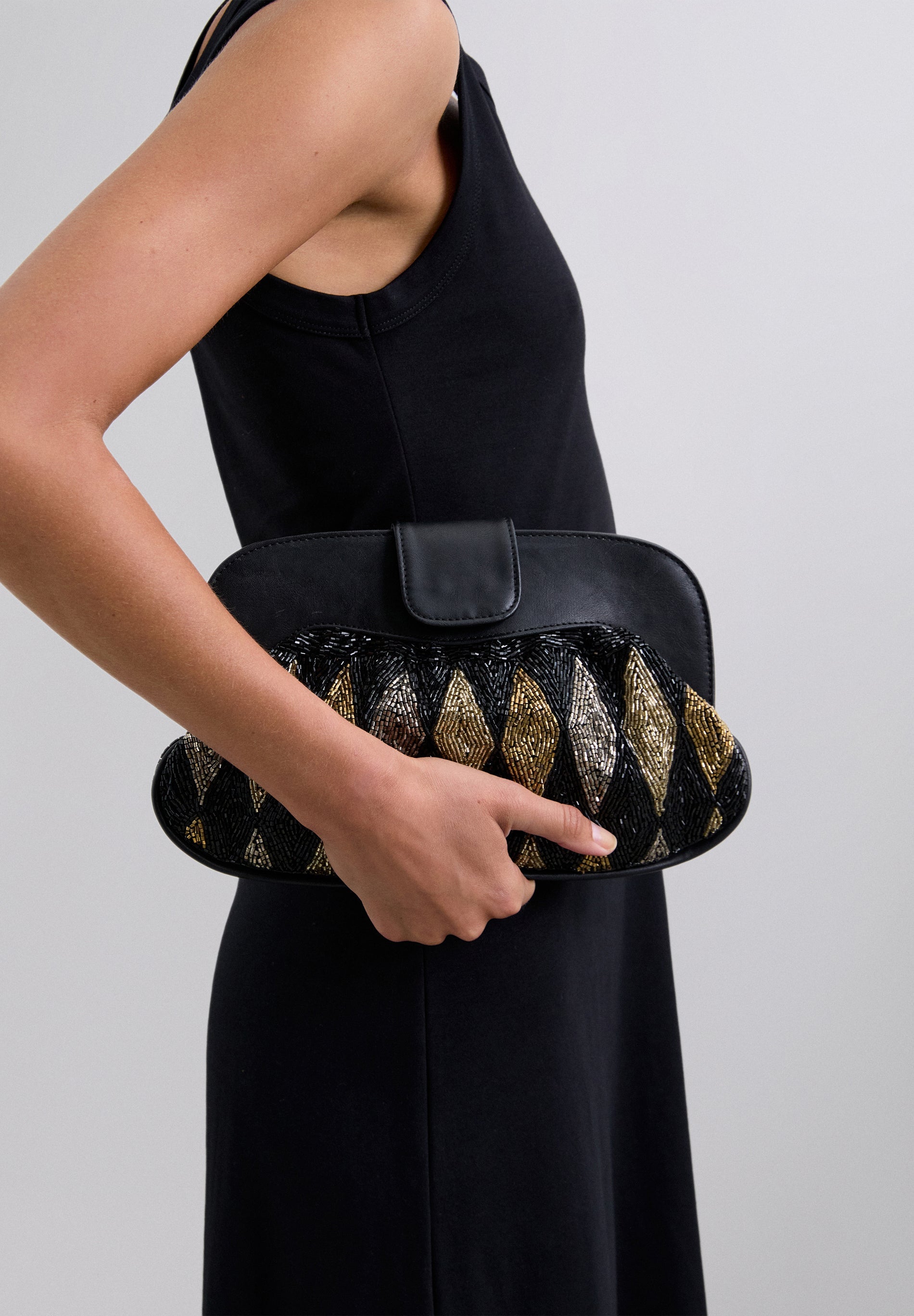 BEADED DETAIL BAG