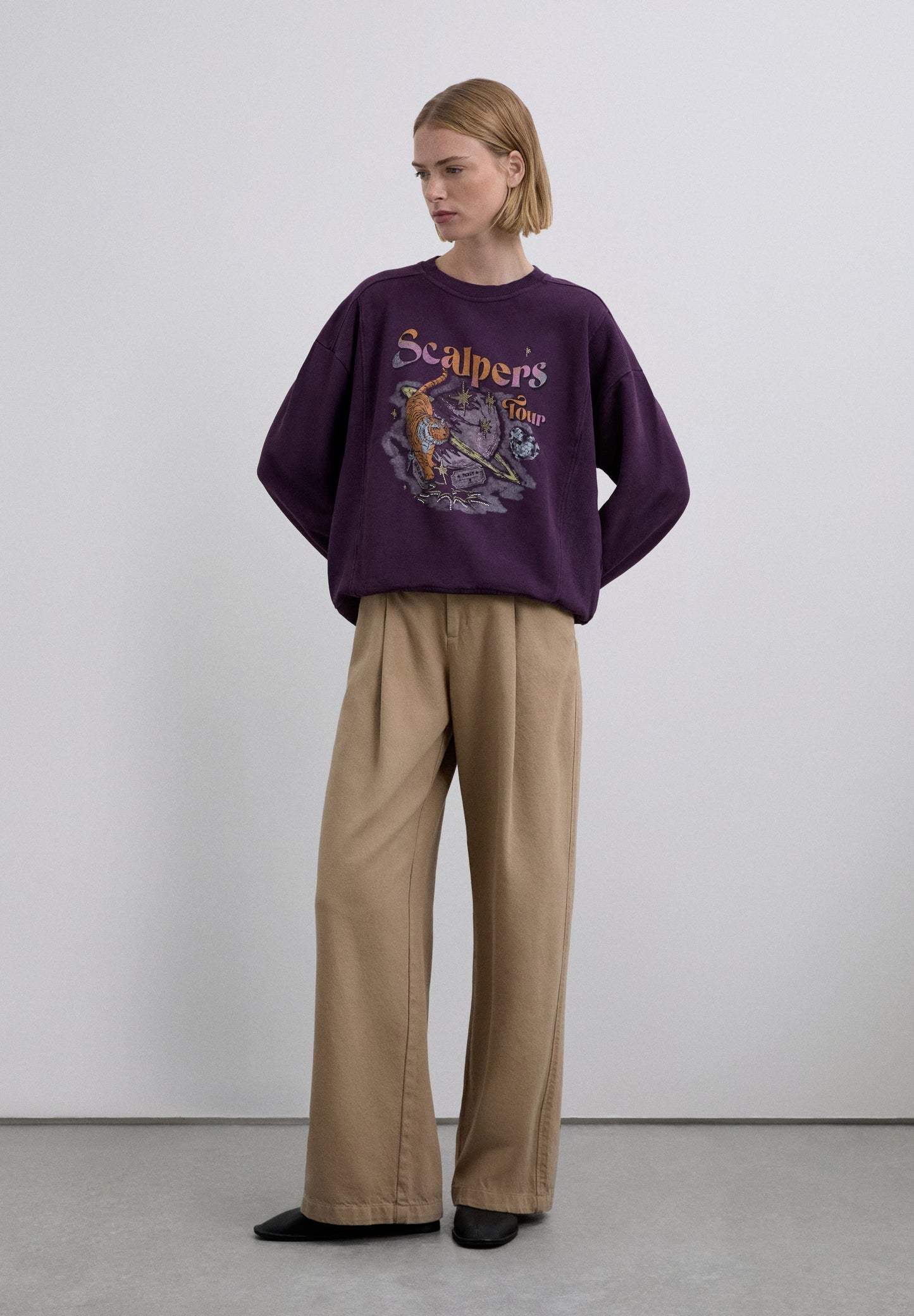 COTTON TOUR SWEATSHIRT