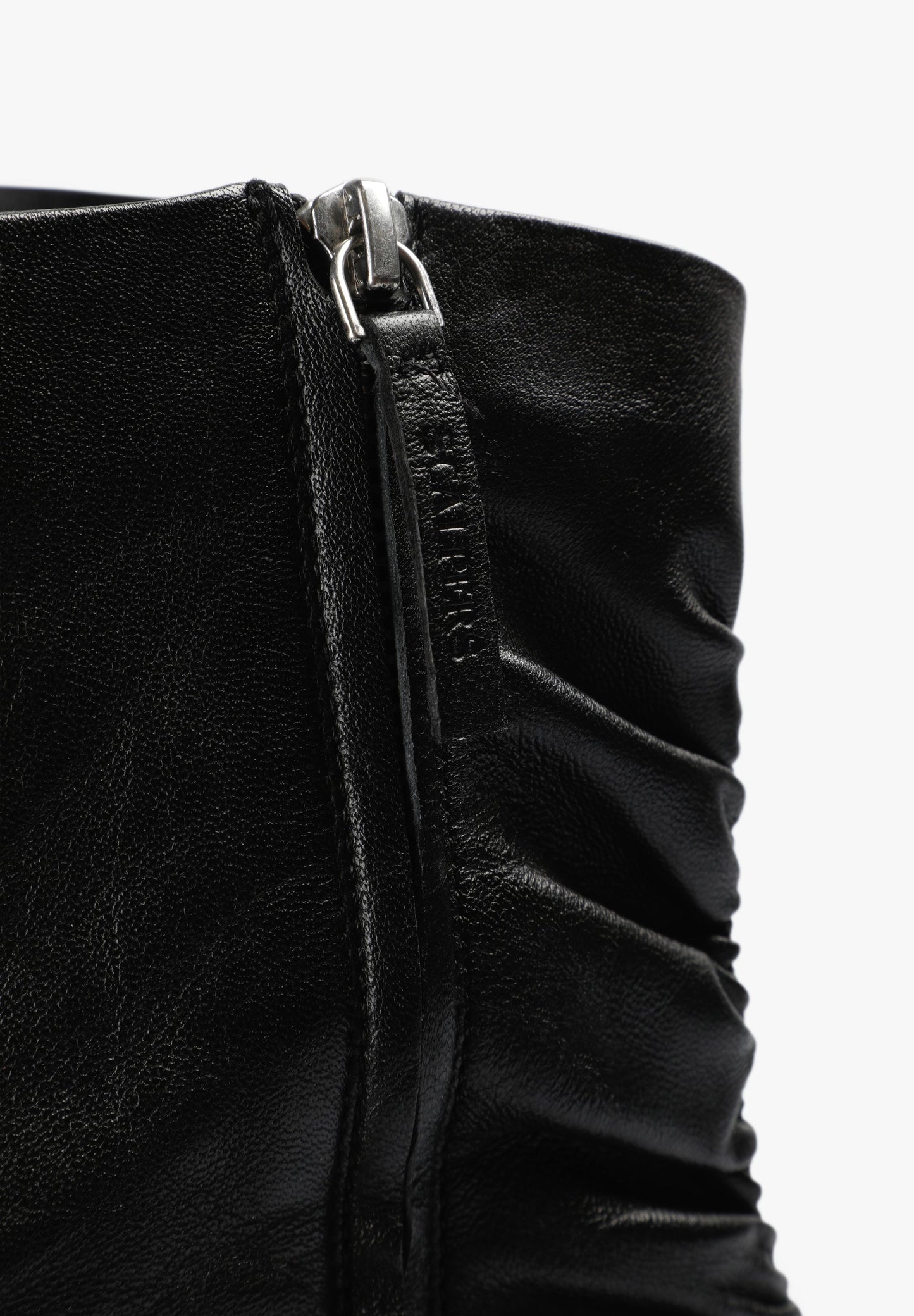 SCBSANANAWRINKLEDSOFT BOOTS